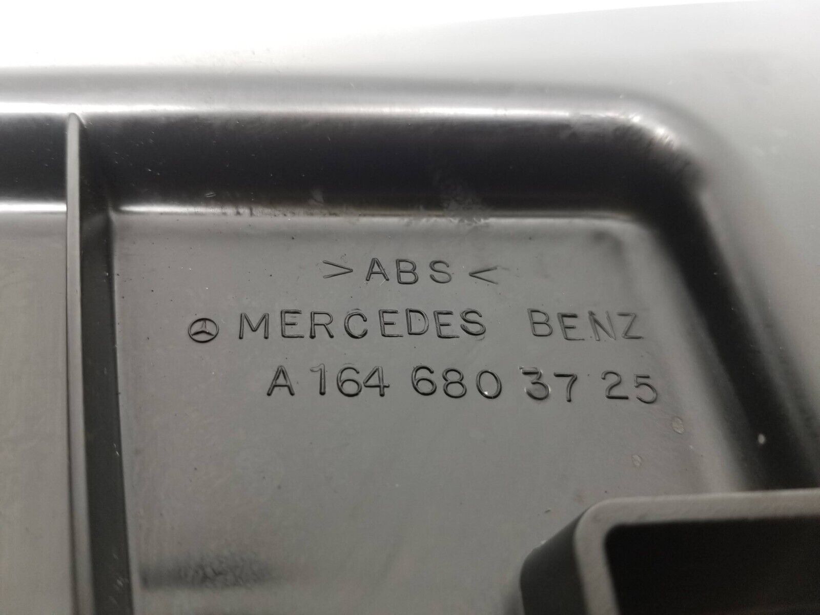 06-11 Mercedes ML500 Engine Compartment Insulation Trim Cover - OEM Replacement Part for Heat Protection & Noise Reduction - Perfect for DIY Repairs & Maintenance