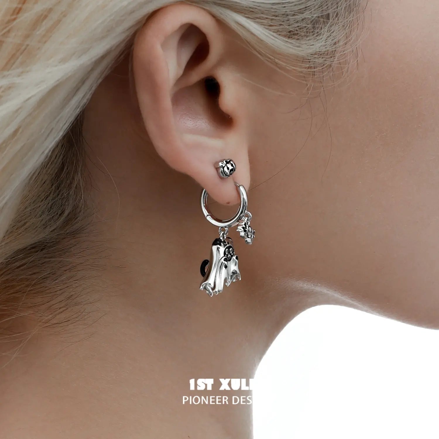 18K Gold Plated Halloween Ghost Cat Earrings - Spooky Cute Jewelry for Women, Party Costume Accessories, Gift for Cat Lovers & Halloween Enthusiasts