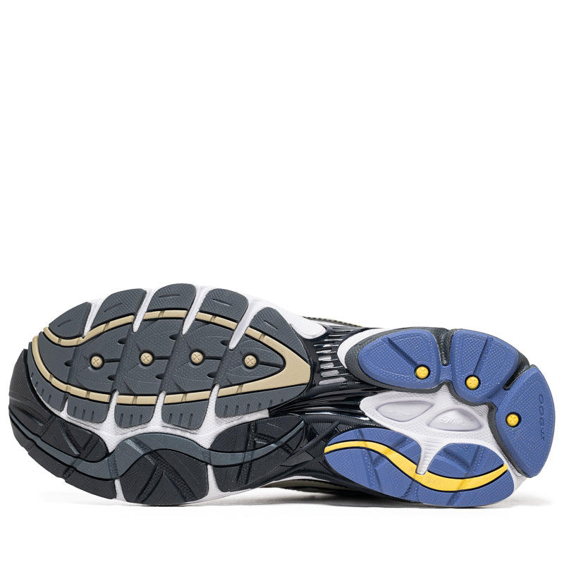 Saucony Omni 9 Running Shoes for Men & Women - White/Gold - Stability & Cushion for Road Running, Jogging, Gym Workouts