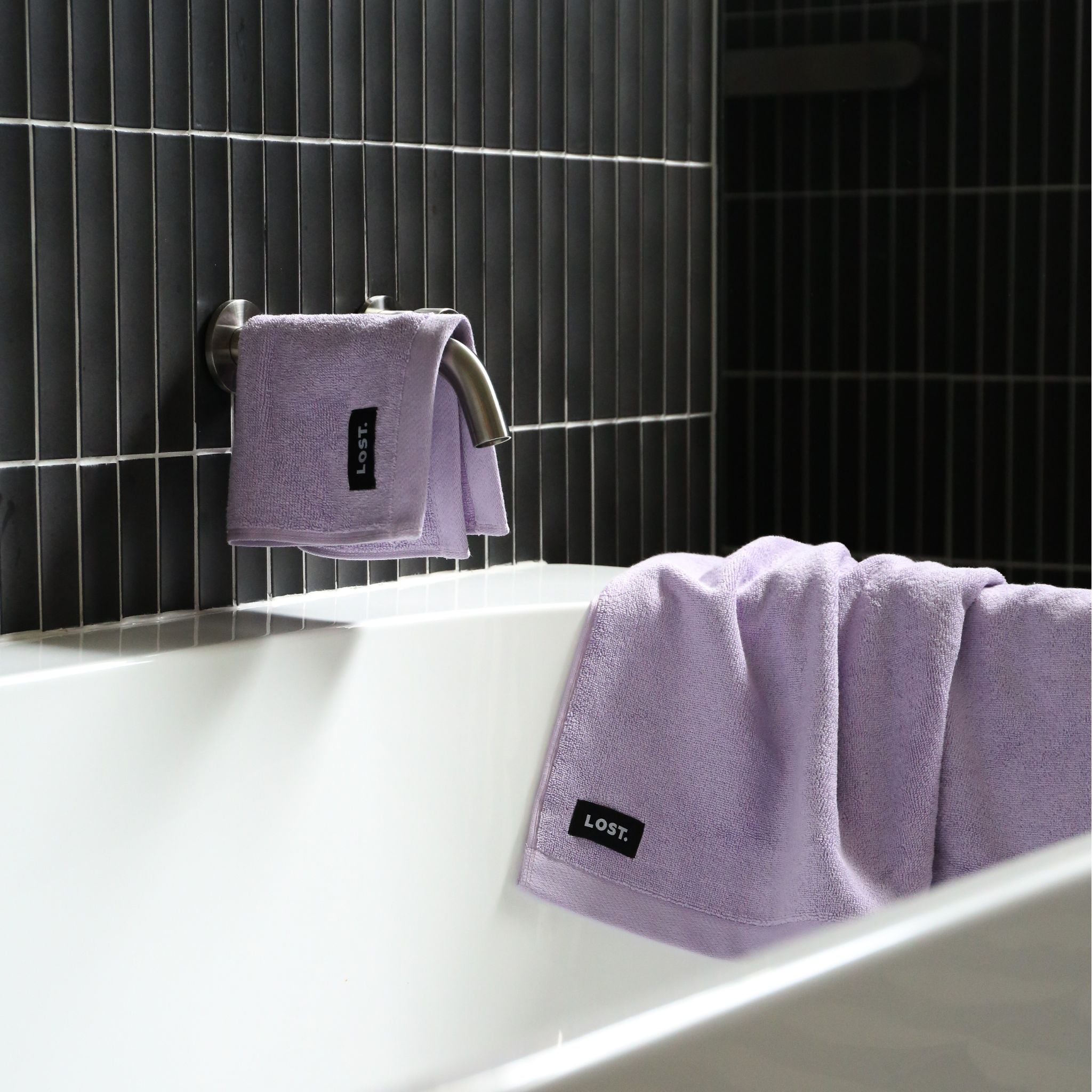 LOST TOWELS Premium 30x30cm Soft Face Towel for Gentle Cleansing | Luxurious Lilac Bath Towel for Skincare & Makeup Removal | Perfect for Spa, Travel & Daily Beauty Routine