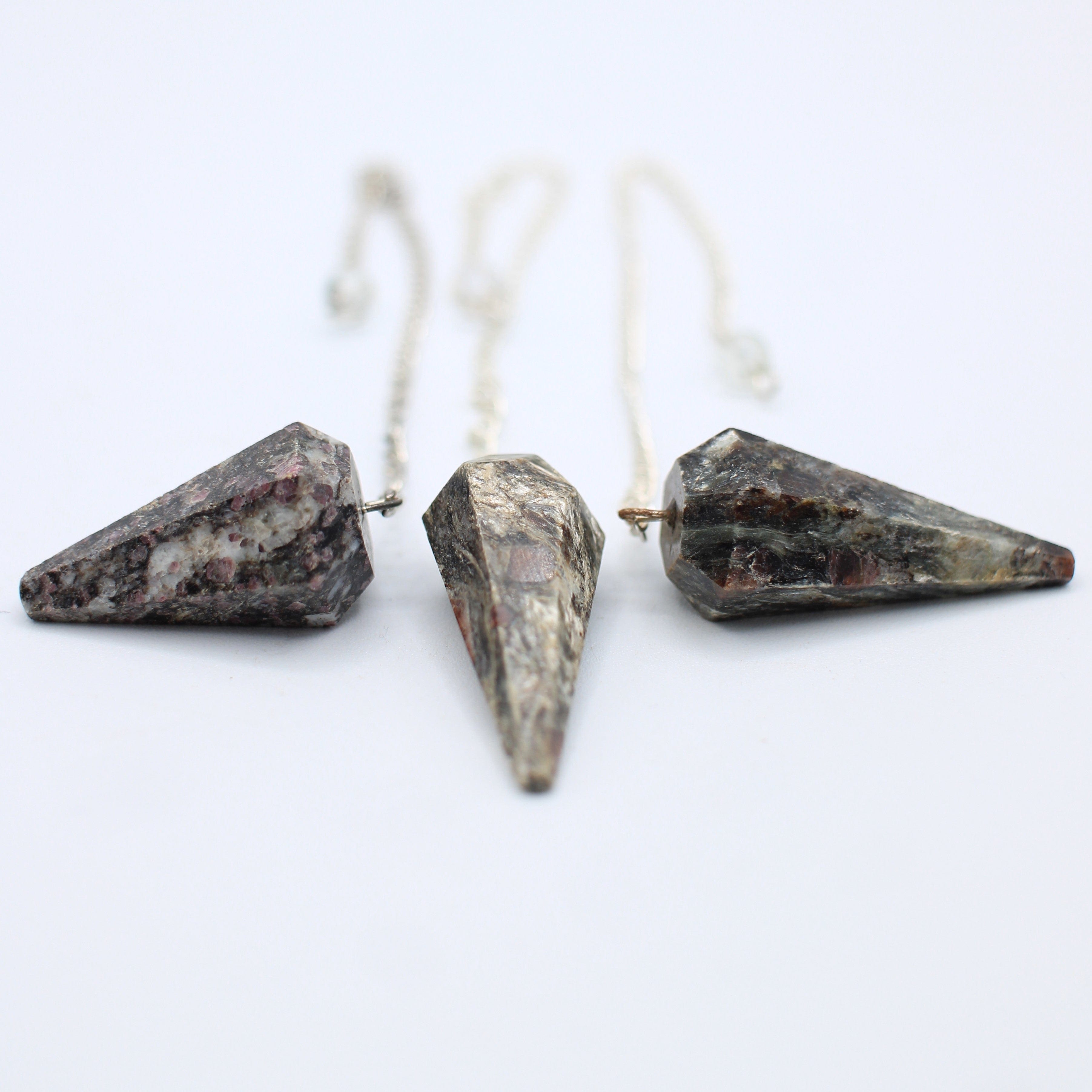 Natural Canadian Staurolite Garnet Mica Schist Pendulum - Healing Crystal for Chakra Balancing, Dowsing & Energy Work | Perfect for Meditation, Reiki & Spiritual Practices