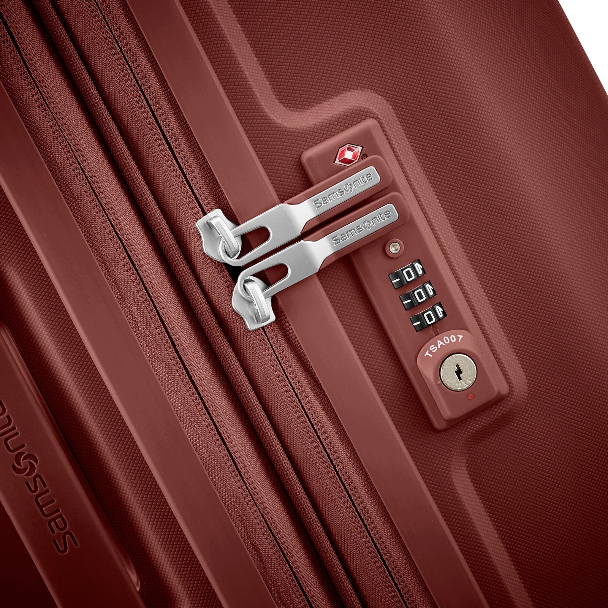 Samsonite Outline Pro Medium Spinner Suitcase - 20
