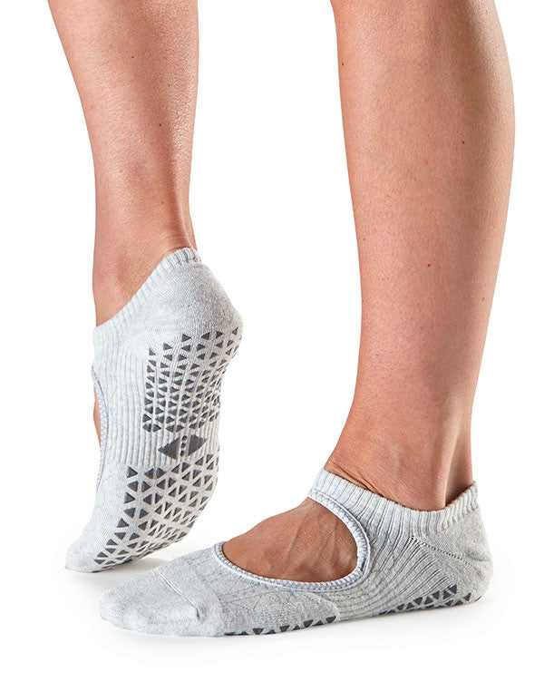 Tavi Noir Chey Grip Socks - Non-Slip Yoga Socks for Women, Pilates, Barre & Workout - Breathable & Comfortable Anti-Skid Socks for Home, Studio & Gym Use