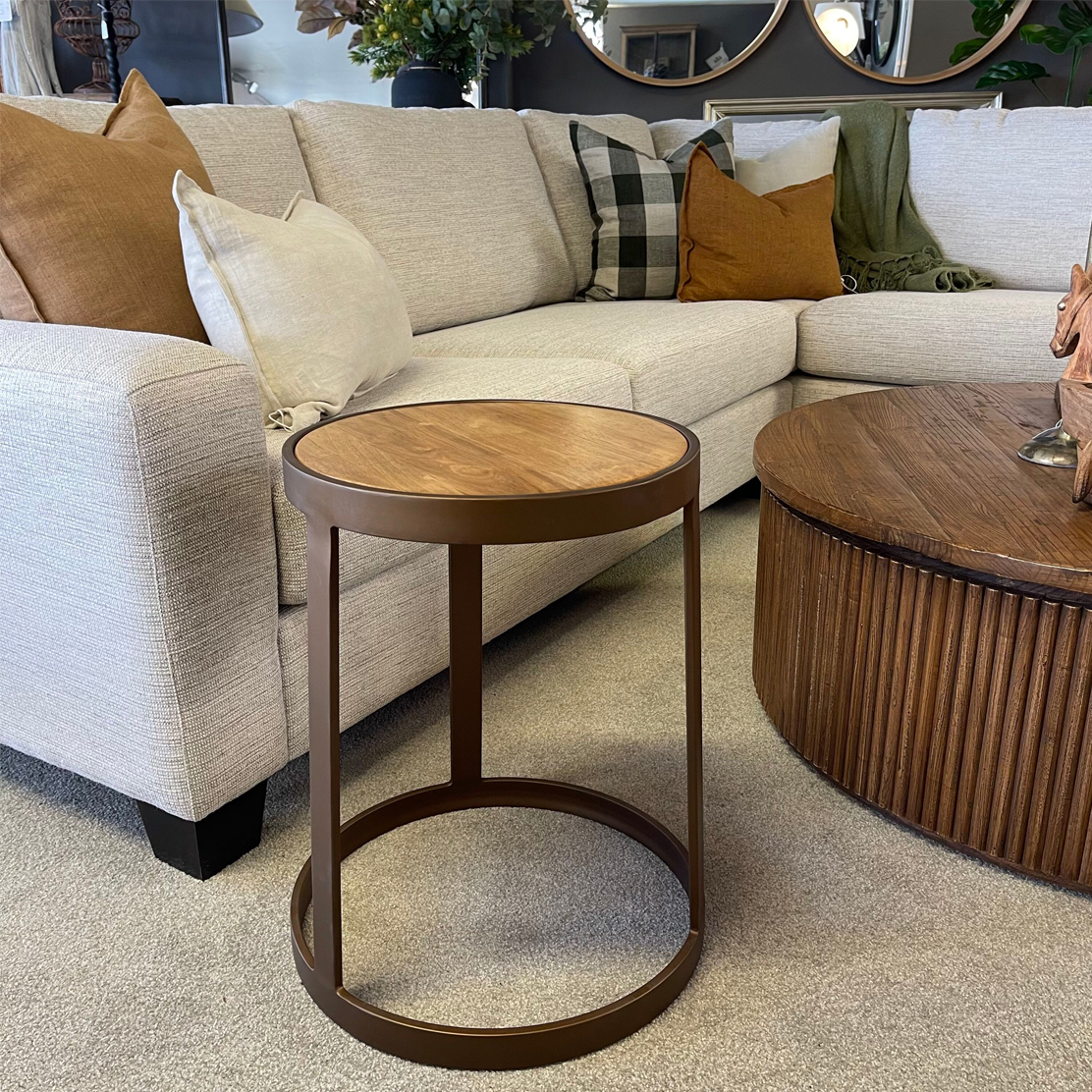 Round Side Table with Brass Finish - Modern Aeros Design for Living Room, Bedroom, or Office Decor