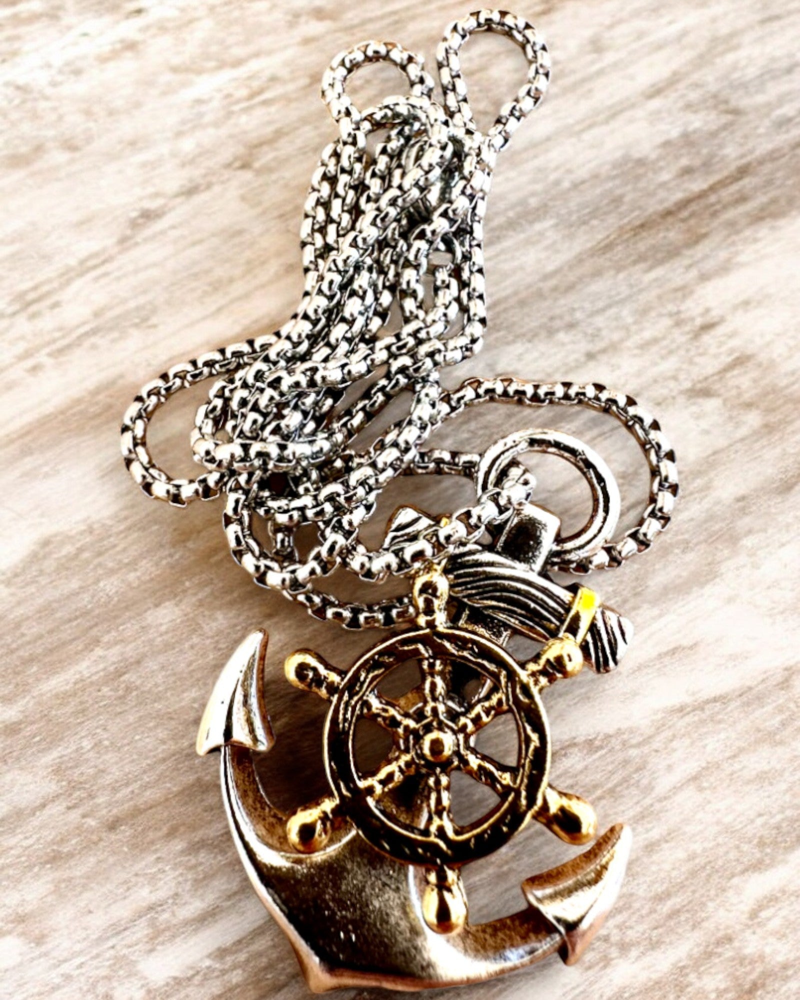 Captain's Anchor Amulet Necklace - Personalized Engraving Gift for Men & Women - Perfect for Nautical Themed Weddings, Anniversaries & Sailor Gifts