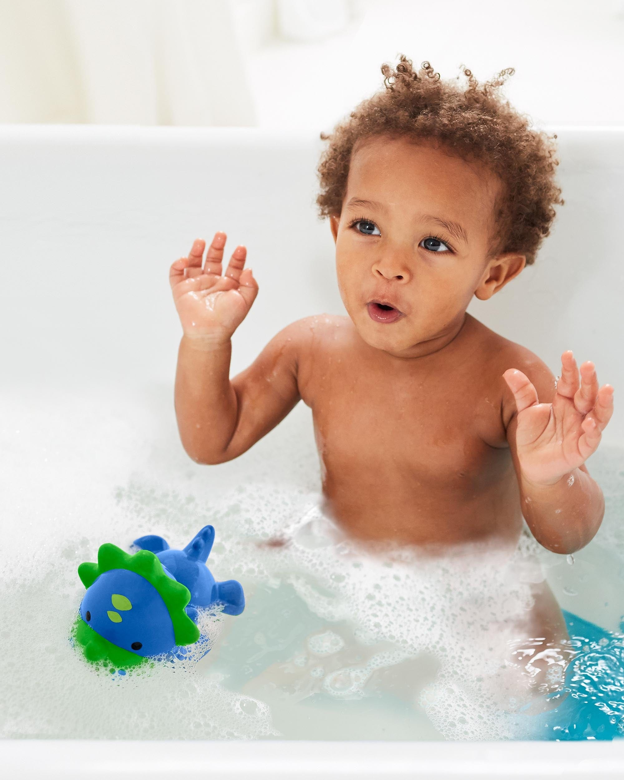 Skip Hop Zoo Light Up Bath Toys for Toddlers - Fun & Safe Bathtime Animal Toys with LED Lights - Perfect for Baby Bath Time, Sensory Play & Learning