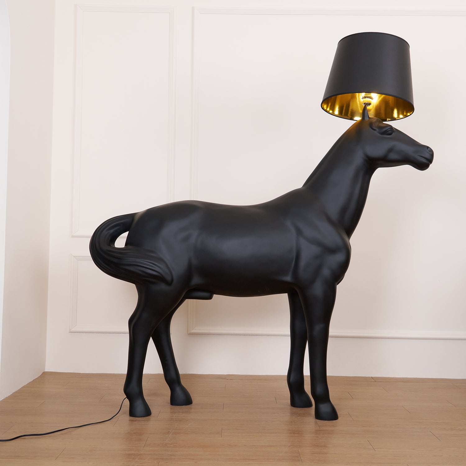 Equine Majesty Floor Lamp - Elegant Horse-Themed Lighting for Living Room, Bedroom & Office - Perfect for Home Decor & Gift Ideas