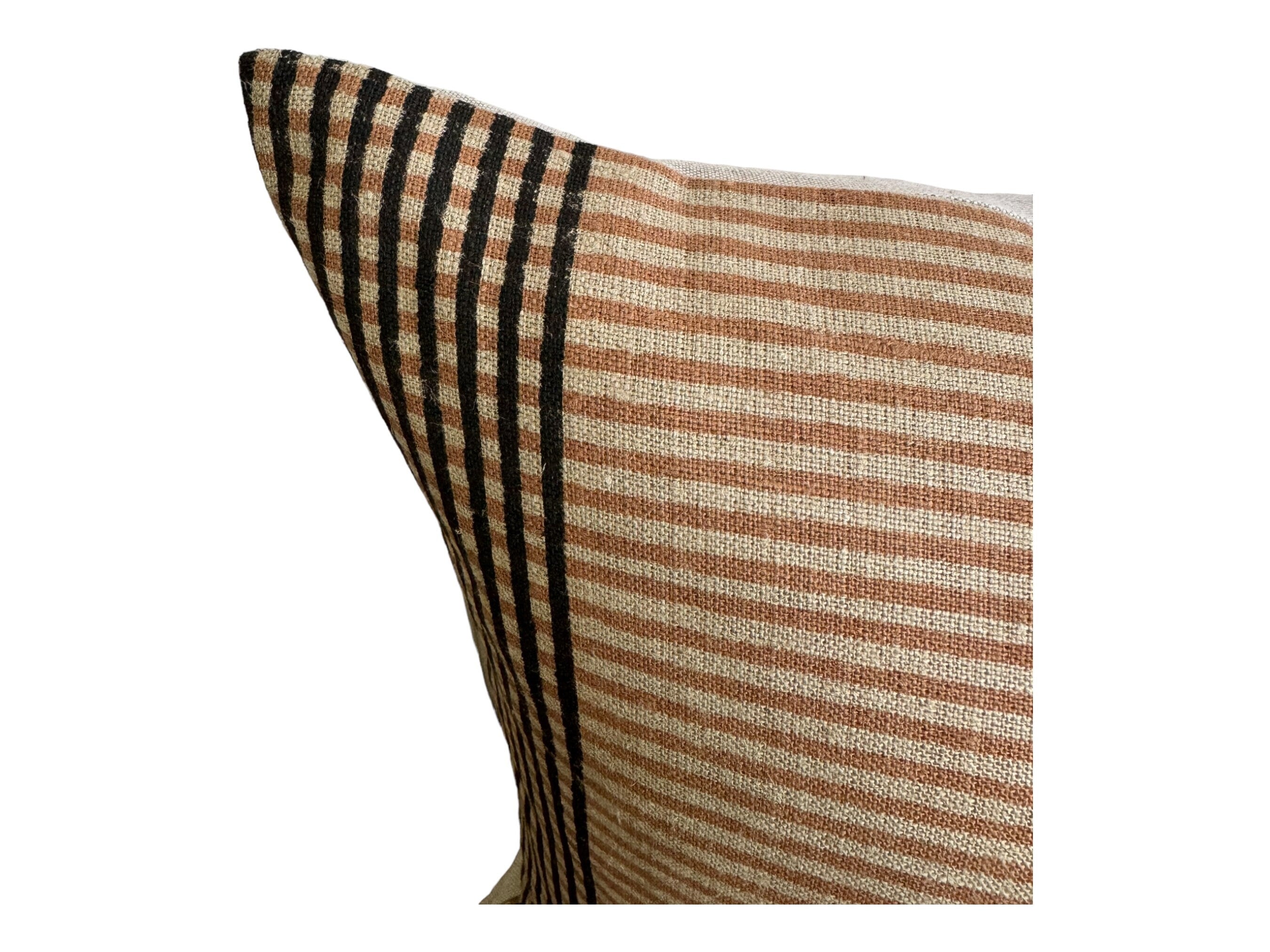Stylish Grove Plaid Forest Pillow Cover - Home Decor for Living Room, Bedroom & Outdoor Use