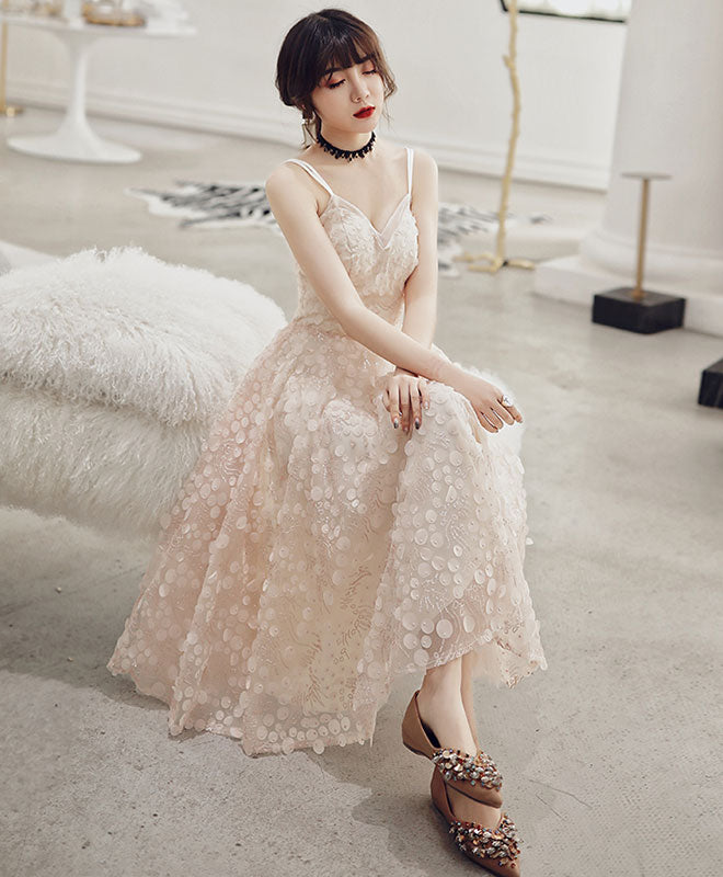 Elegant Champagne Tulle Prom Dress - Unique Formal Gown for Homecoming, Wedding & Special Occasions
