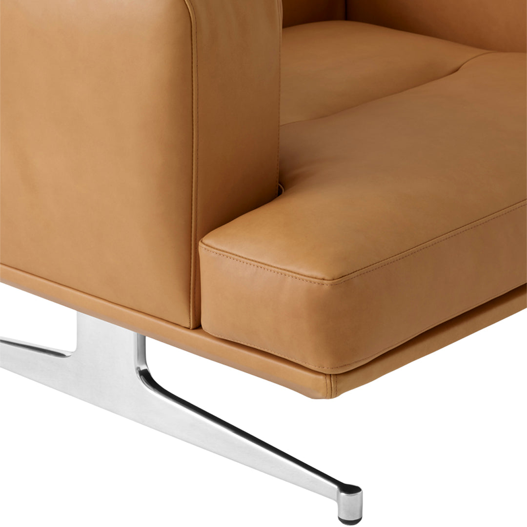 Comfortable Inland Lounge Chair for Living Room - Modern Indoor Recliner with Soft Cushions for Relaxing & Reading | Perfect for Home, Office, or Patio Use