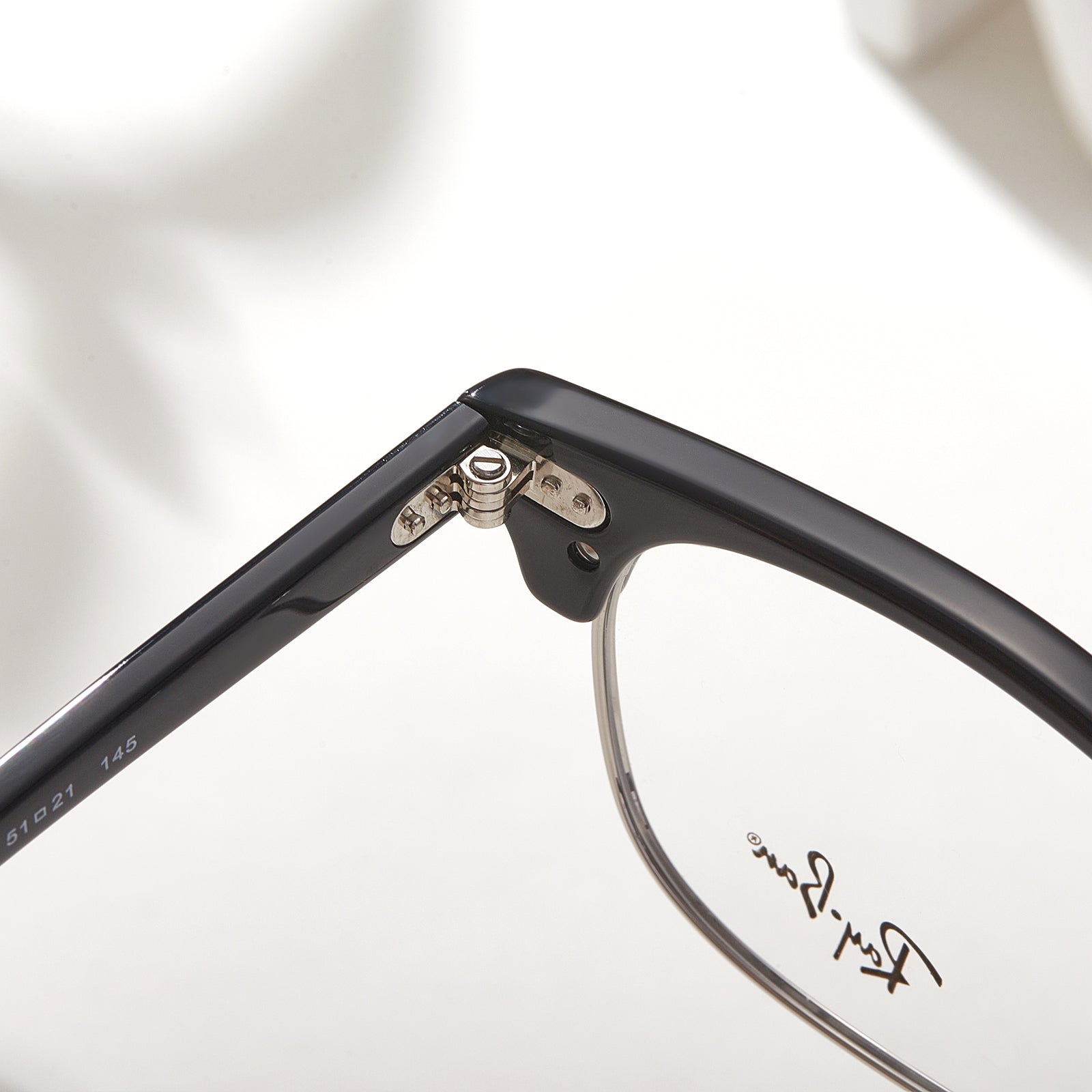 RayBan 0RX5154 Sunglasses - Polarized Aviator Style for Men & Women - UV Protection, Classic Design - Perfect for Driving, Travel & Outdoor Activities