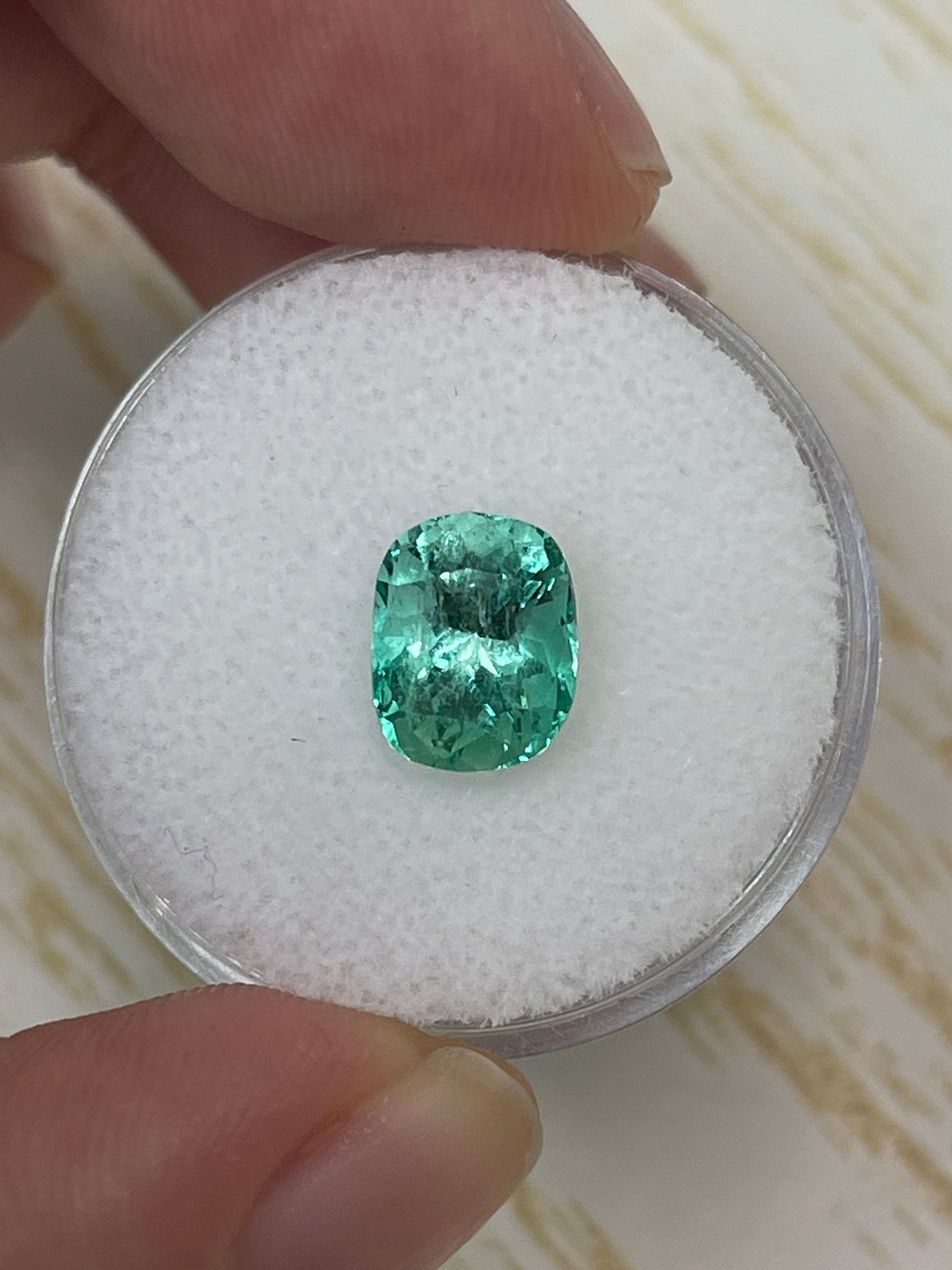 2.12 Carat 9x7mm Eye-Clean Green Natural Loose Colombian Emerald - Elongated Cushion Cut Gemstone for Jewelry Making, Engagement Rings & Luxury Gifts