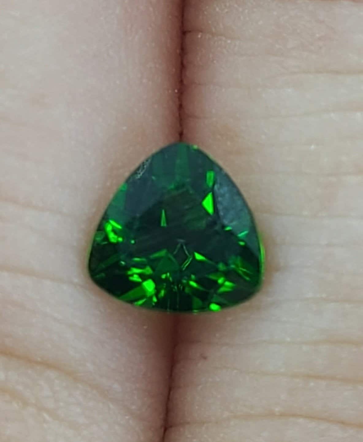 0.565ct Natural African Tsavorite Green Garnet Loose Stone - 5mm Trillion Faceted, VVS Clarity, January Birthstone for Jewelry Making & Gemstone Collection