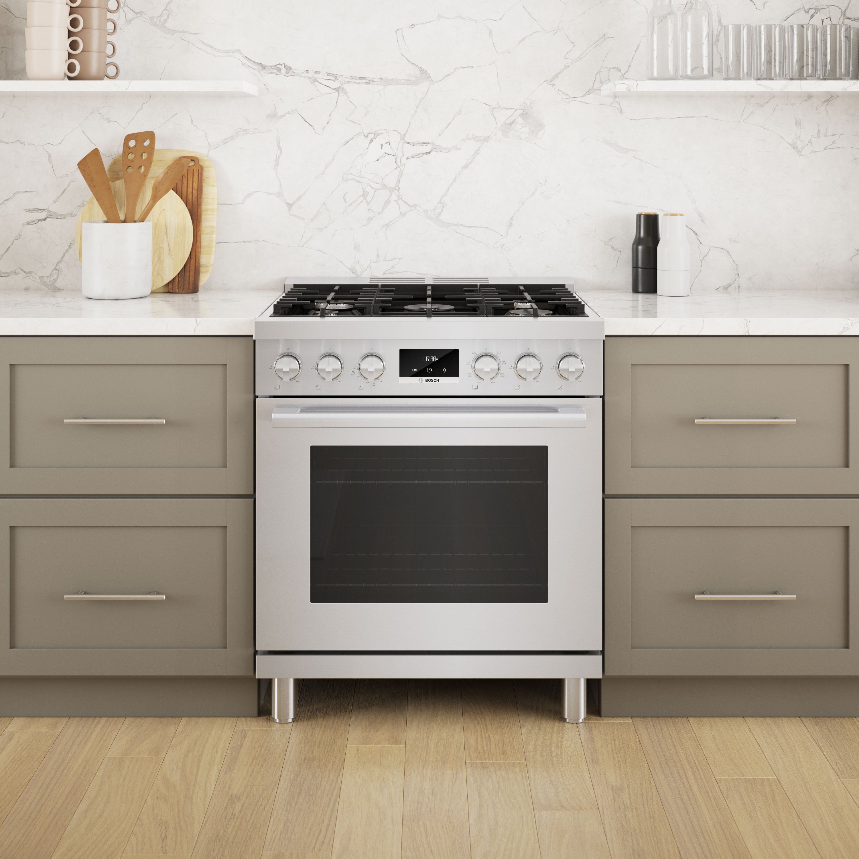 Bosch 30-Inch Industrial Style Gas Range with 5 Burners - Stainless Steel HGS8055UC - Perfect for Professional Home Chefs & Modern Kitchens
