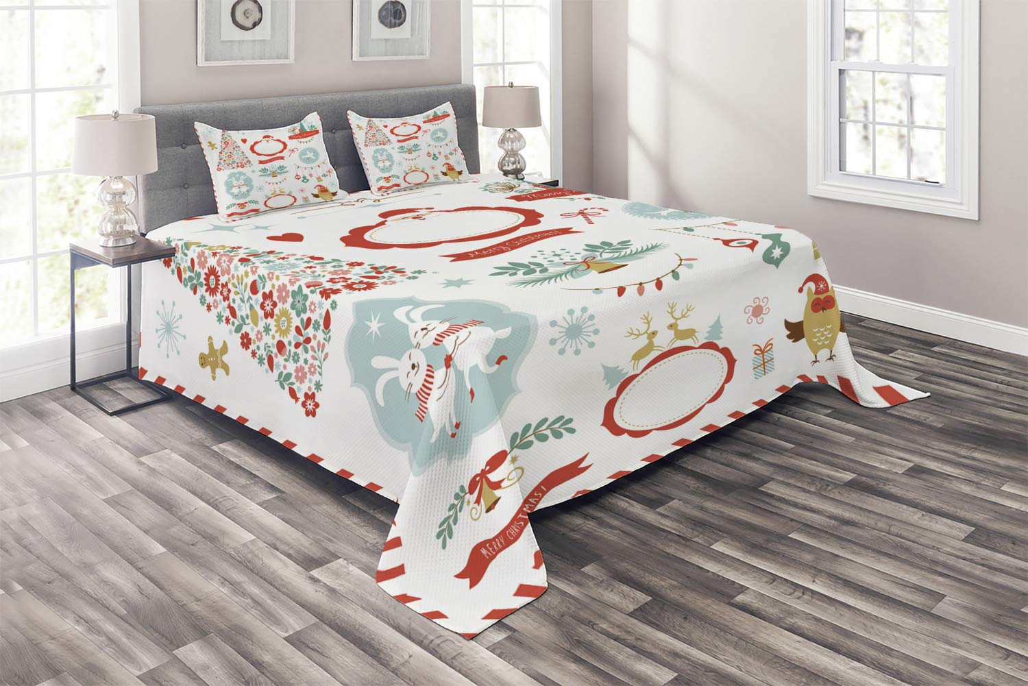 Ambesonne Christmas Quilt Set - 3 Piece King Size Holiday Bedspread with 2 Pillow Shams, Pastel Yuletide Themed Decorative Coverlet for Festive Bedroom Decor - Perfect for Christmas Home Styling & Cozy Winter Nights