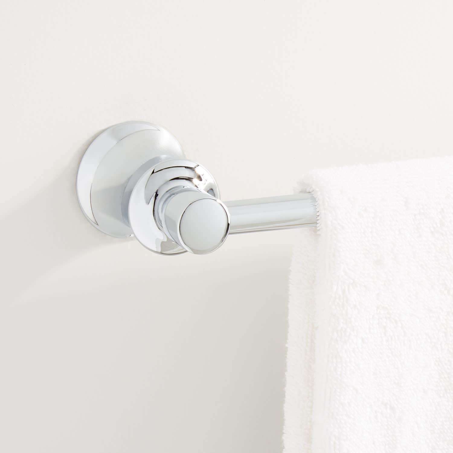 Signature Hardware 948192-18 Pendleton 18-Inch Brushed Nickel Towel Bar - Bathroom & Kitchen Towel Holder for Modern Home Decor