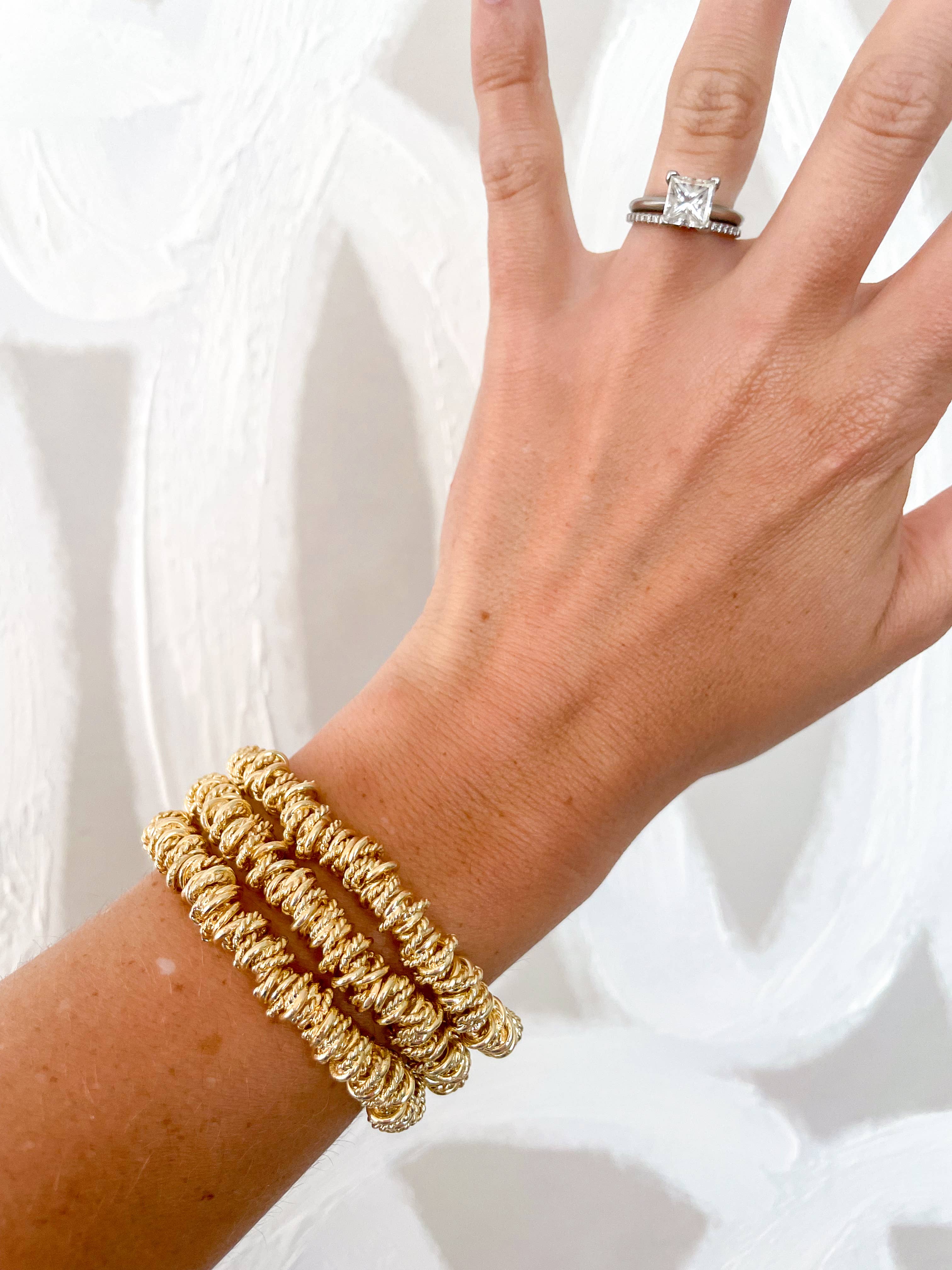 Gold Shelley Bracelet for Women - Elegant & Stylish Jewelry Gift for Her - Perfect for Parties, Weddings & Everyday Wear