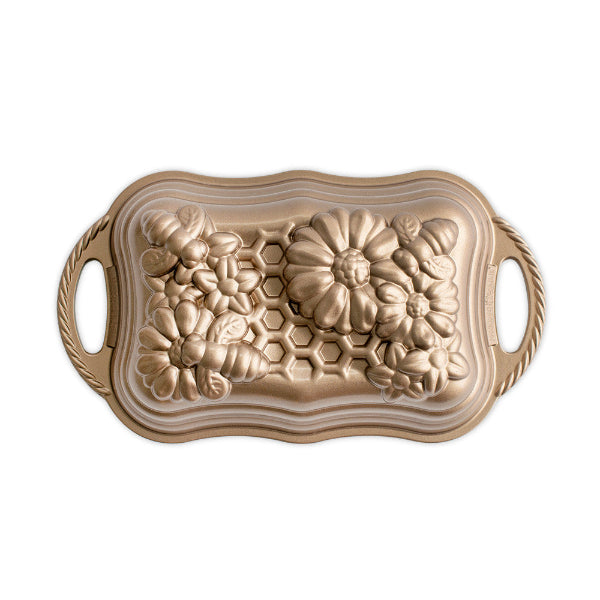 Nordicware Honeycomb Loaf Pan - Non-Stick Baking Pan for Bread, Cakes & Pound Cakes - Perfect for Home Baking, Holiday Gifts & Kitchen Decor