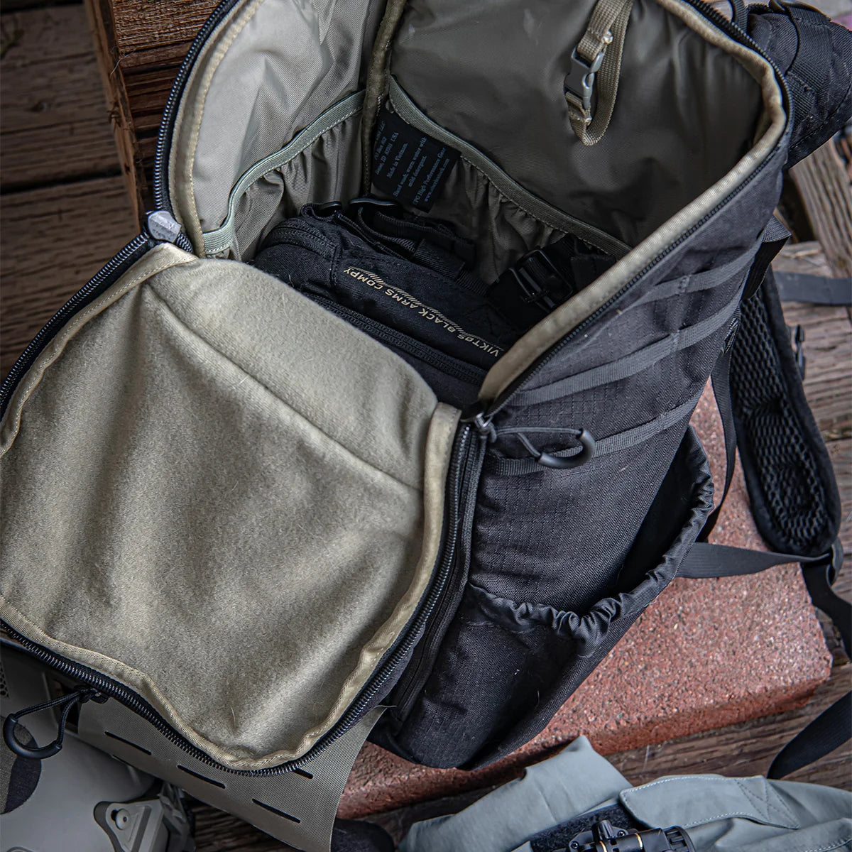 Eberlestock Bandit - Lightweight Everyday Carry Backpack with Hydration Sleeve | Perfect for Hiking, Camping & Outdoor Adventures
