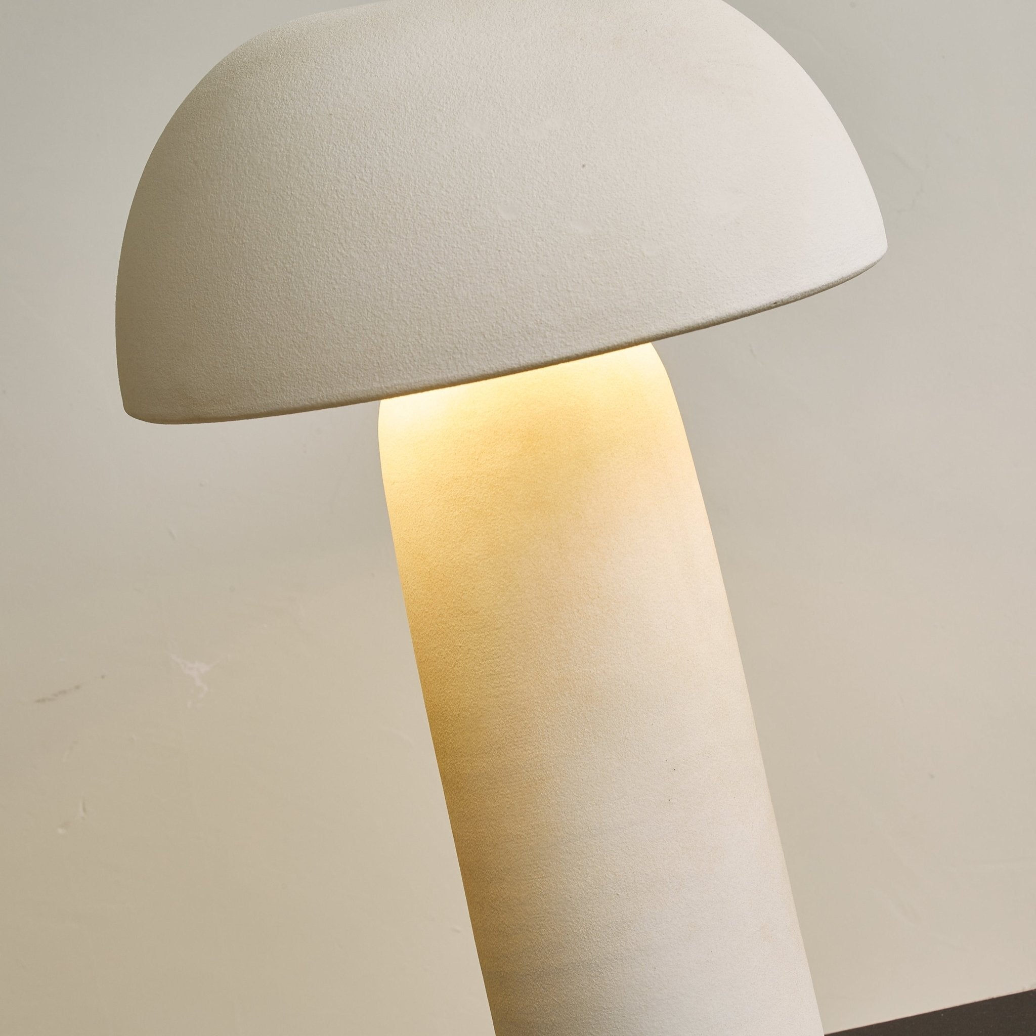 Fungi Glow Table Lamp - Modern Mushroom Night Light for Bedroom, Nursery & Decor | Soft LED Mood Lighting for Kids & Adults