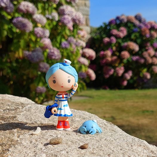 Djeco Tinyly Marinette & Scouic - Adorable Wooden Pull Toy for Toddlers | Perfect for Early Learning & Imaginative Play | Birthday Gift for 1-3 Year Olds