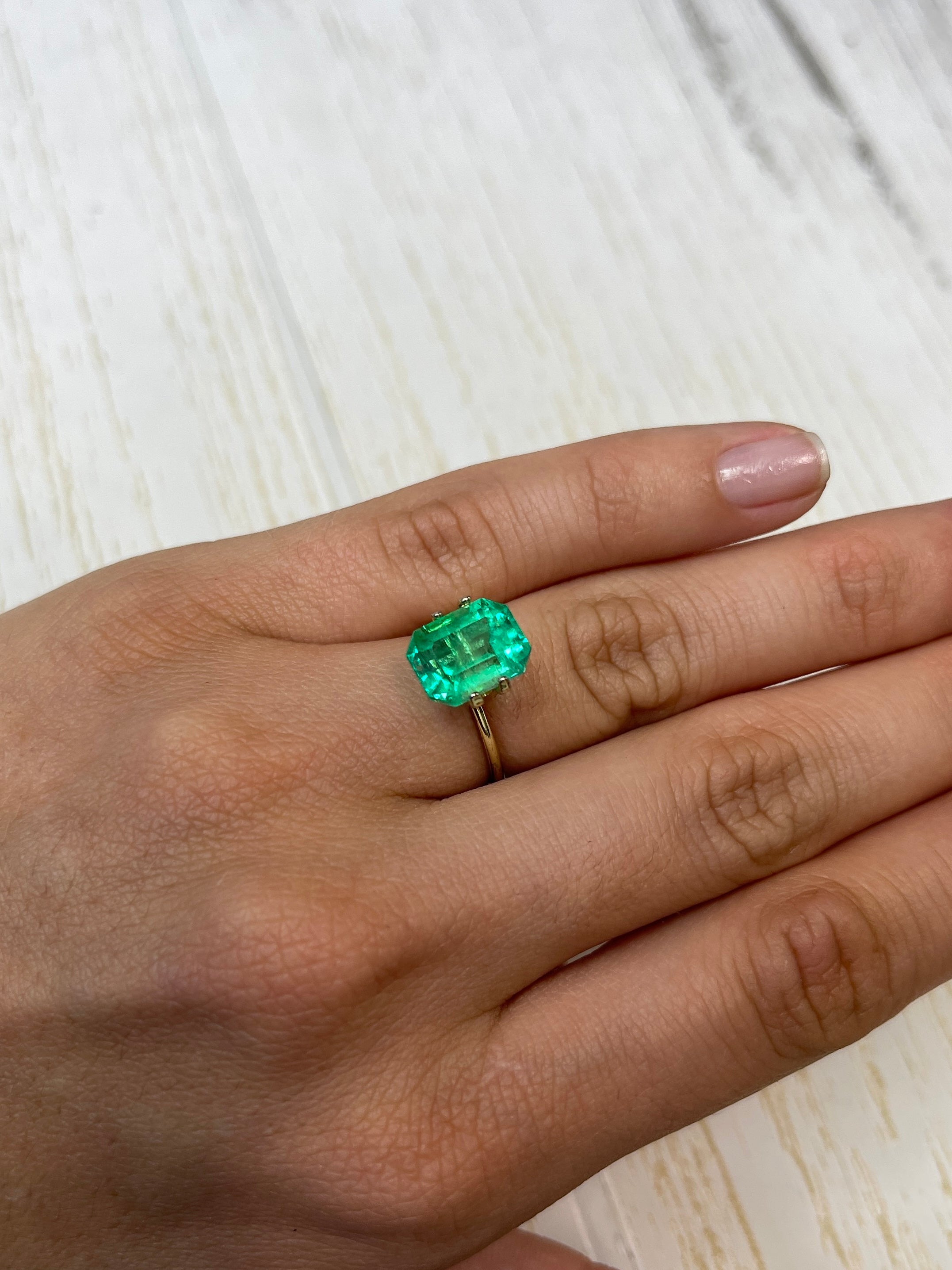 4.70 Carat 11x9mm Yellowish Green Natural Loose Colombian Emerald - Classic Emerald Cut Gemstone for Jewelry Making, Engagement Rings & Collector's Items