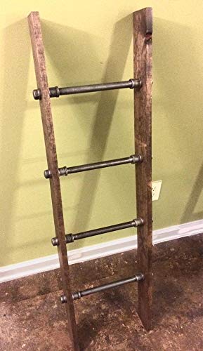 Rustic Industrial Pipe and Wood Blanket Ladder - Handmade Wooden Quilt Ladder for Farmhouse Decor - Blanket Display Ladder for Bedroom, Living Room, Nursery - Perfect for Cozy Home Organization and Stylish Storage