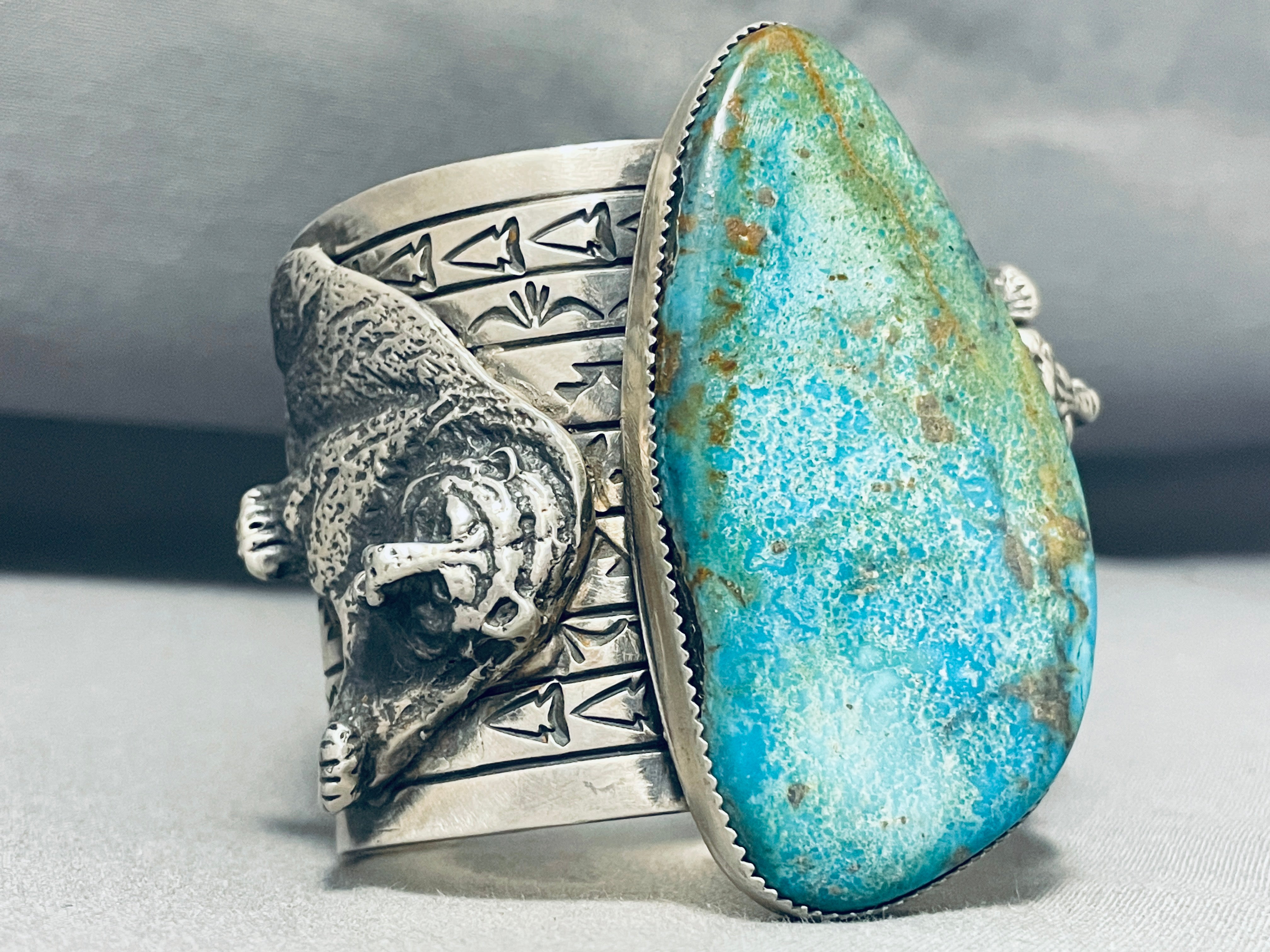 200 Grams Authentic Grizzly Native American Navajo Turquoise Sterling Silver Bracelet for Women - Handmade Jewelry for Boho Fashion, Gift & Special Occasions