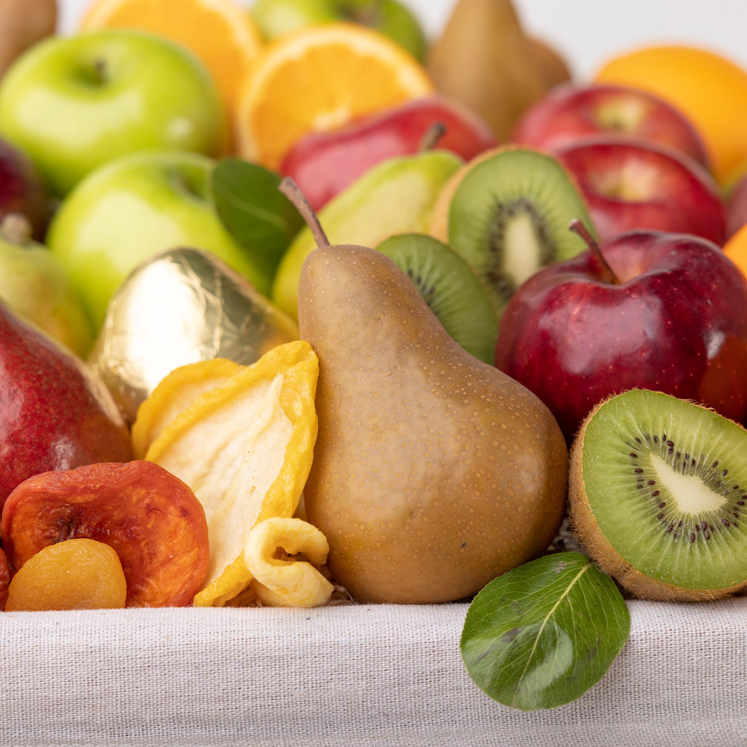 Premium Fresh Fruit Gift Basket - The Fruit Company Festival of Fruit - Perfect Birthday, Anniversary & Promotion Gifts for Men & Women - Ideal for Celebrations, Corporate Events & Special Occasions
