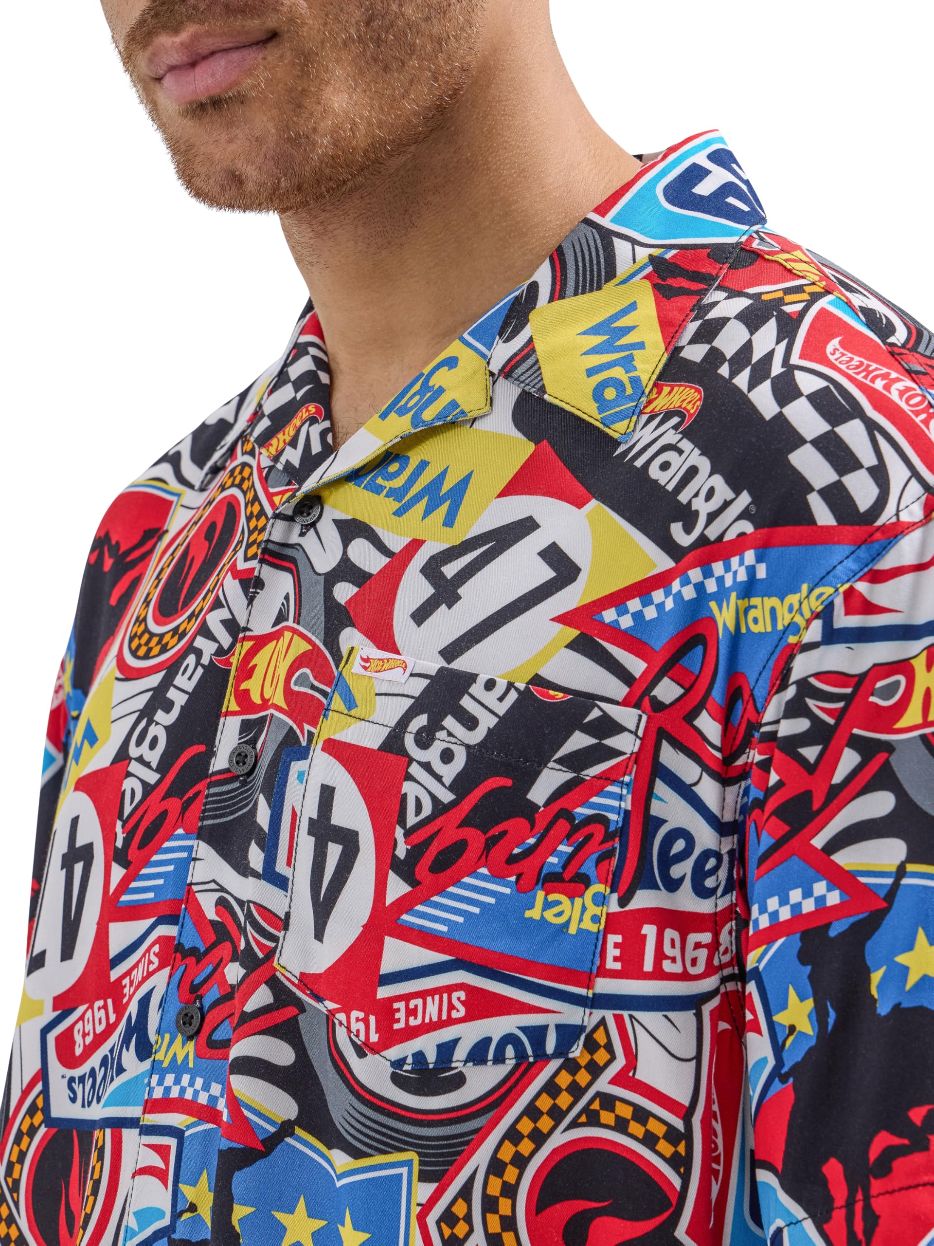 Wrangler Men's X Hot Wheels Souvenir T-Shirt - Vintage Graphic Tee for Casual Wear & Car Enthusiasts - Perfect for Everyday Outfits, Car Shows & Gifts