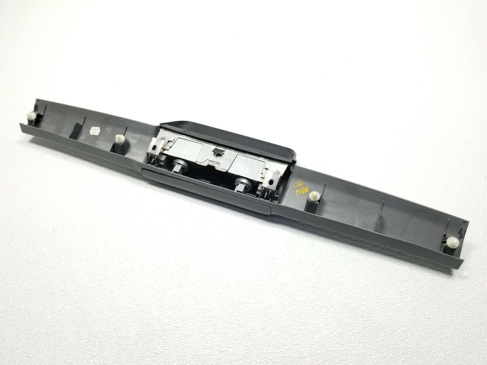 2003 2004 2005 2006 Acura MDX OEM Third Brake Light Replacement - Stop Lamp Assembly for 55k Miles - Perfect for Night Driving & Enhanced Safety