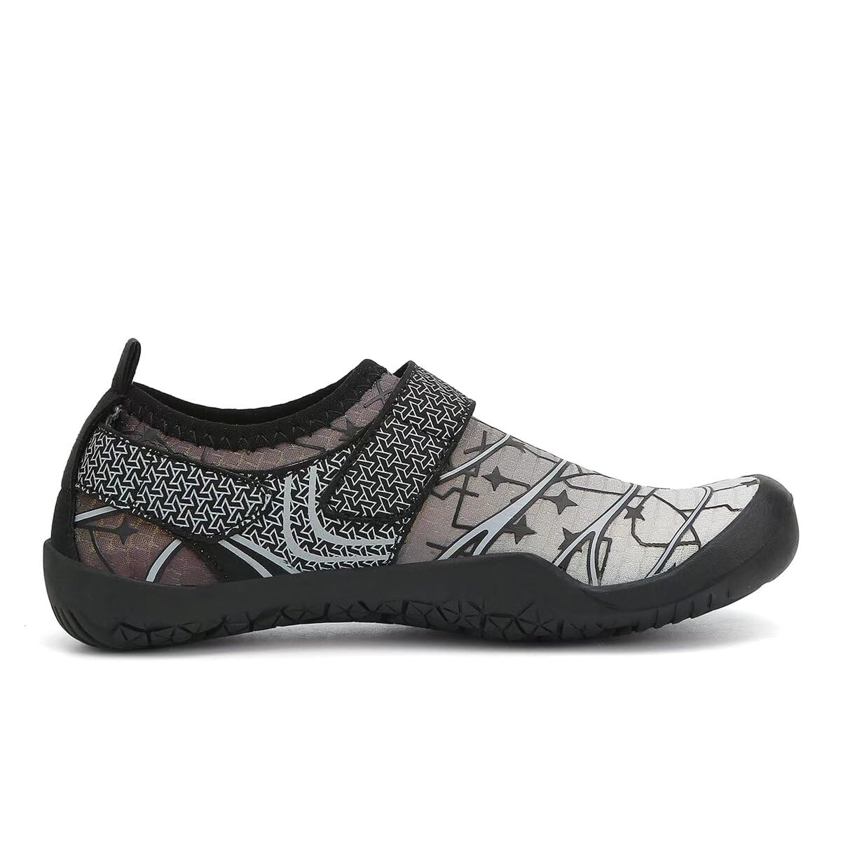 **Kids Boys Girls Water Shoes for Beach Swimming - Lightweight Quick-Dry Aqua Socks for Pool, Surfing & Outdoor Activities**