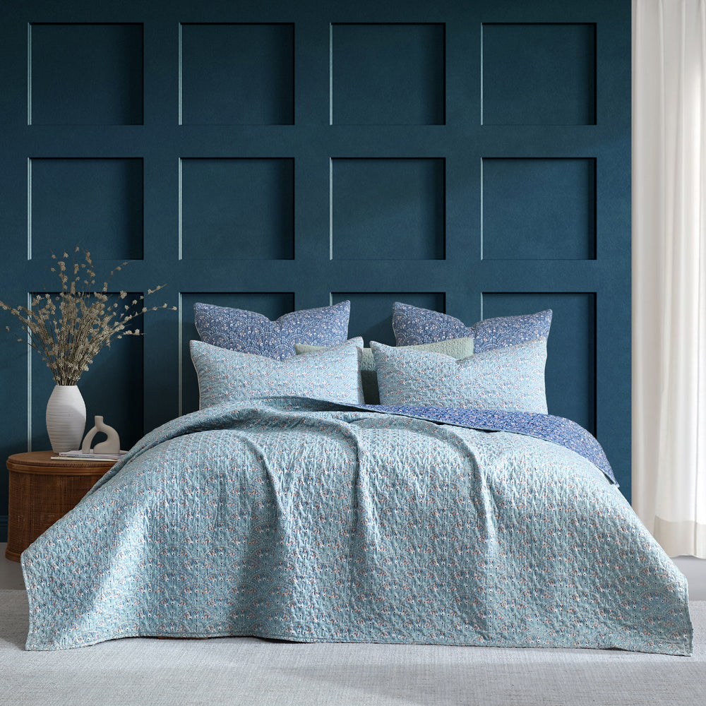 Hazel Indigo Coverlet - Soft & Stylish Bedspread for Single & Double Beds | Perfect for Bedroom Decor, Guest Rooms & Cozy Nights