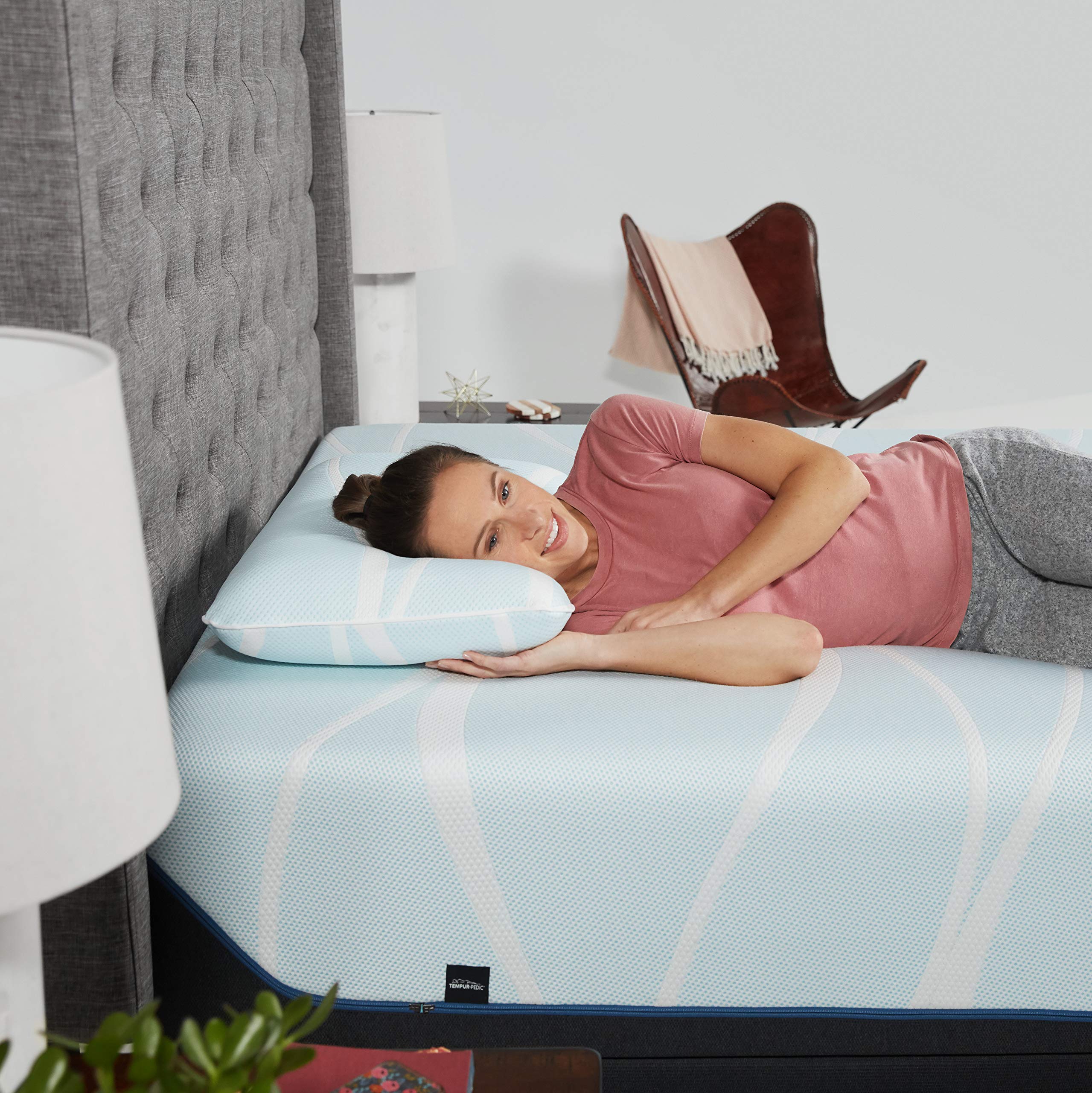 Tempur-Pedic Cooling ProLo Pillow - Queen Size, White - Memory Foam Pillow for Neck Pain Relief & Cool Sleep, Perfect for Side, Back & Stomach Sleepers