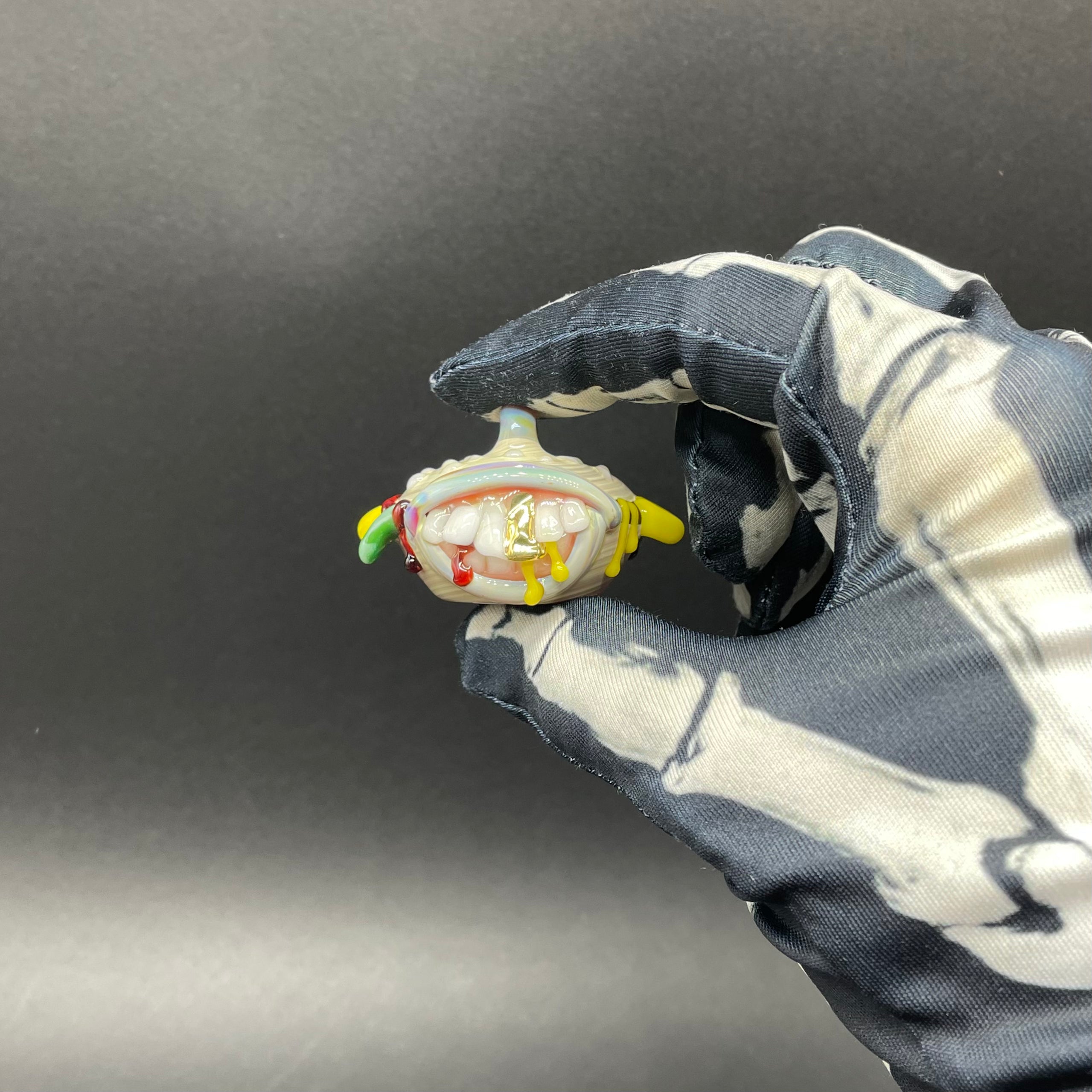 Handmade Glass Cheeseburger Pendant Necklace - Unique Food Jewelry for Burgers Lovers - Perfect Gift for Fast Food Enthusiasts & Fun Fashion Accessory