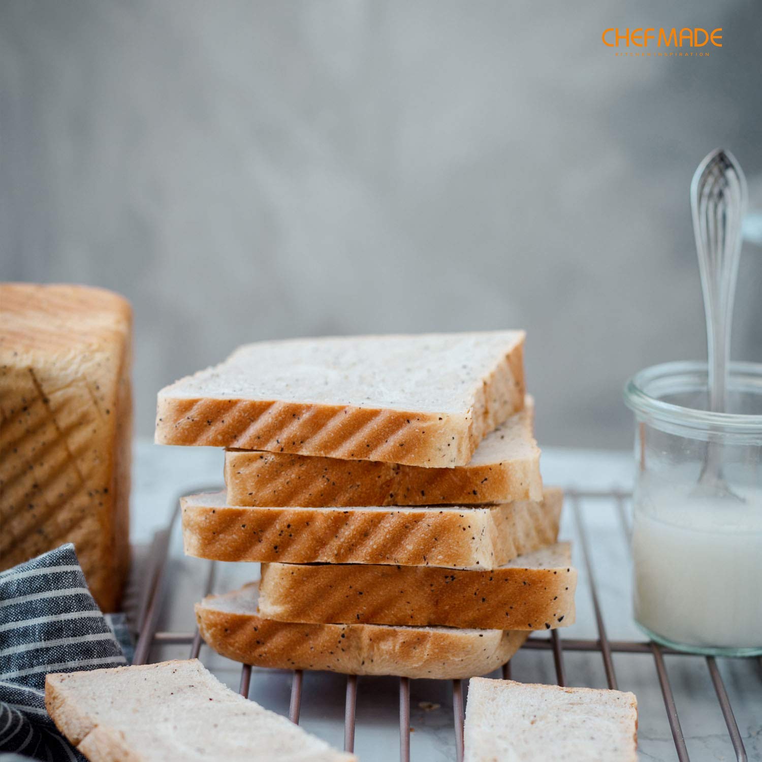 CHEFMADE Mini Pullman Loaf Pan with Lid - 0.55Lb Dough Capacity, Non-Stick Rectangle Corrugated Toast Box for Oven Baking - 3.9