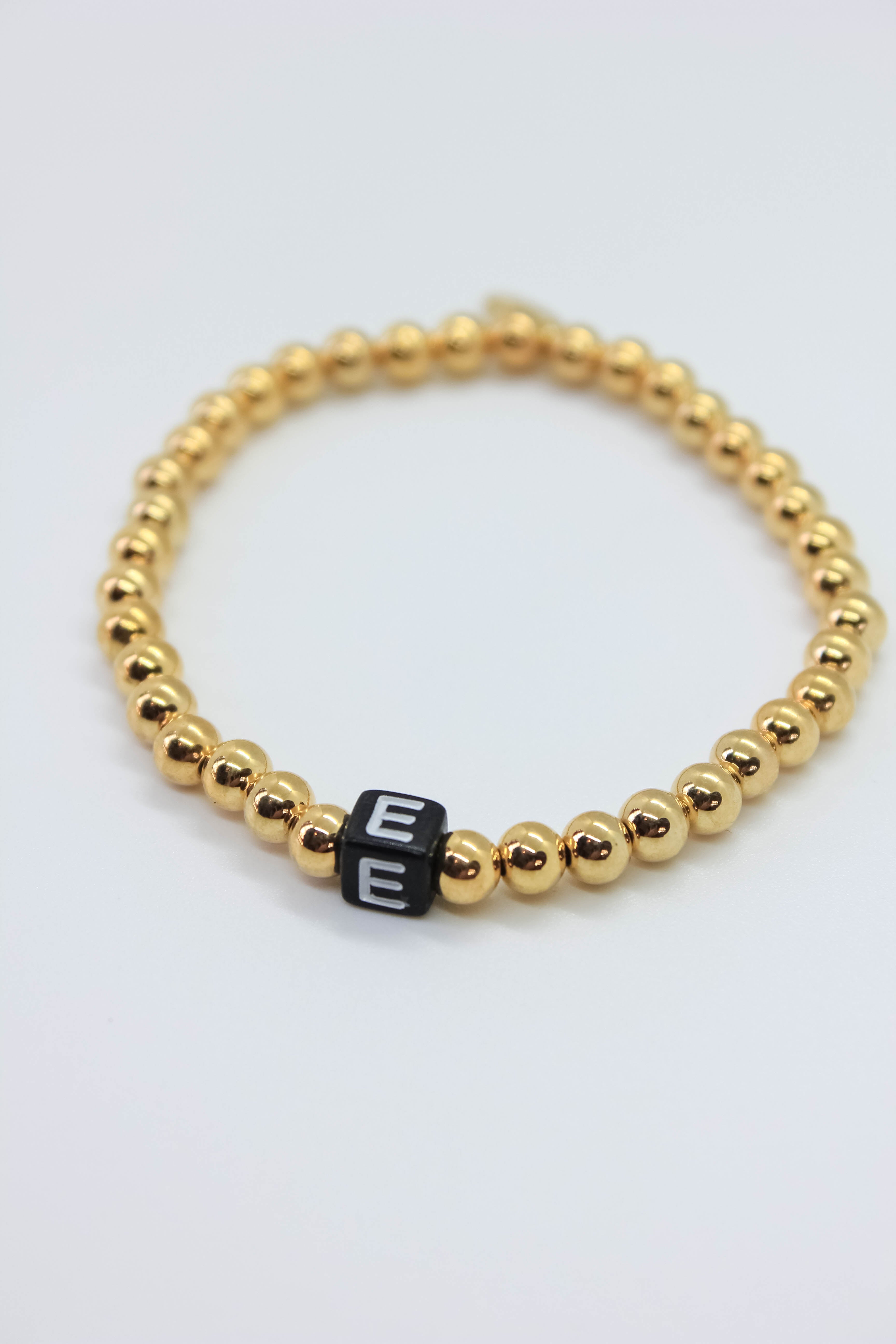 Personalized Alphabet Monogram Bracelet for Women - Custom Initial Letter Jewelry Gift for Her - Perfect for Birthdays, Anniversaries & Everyday Wear
