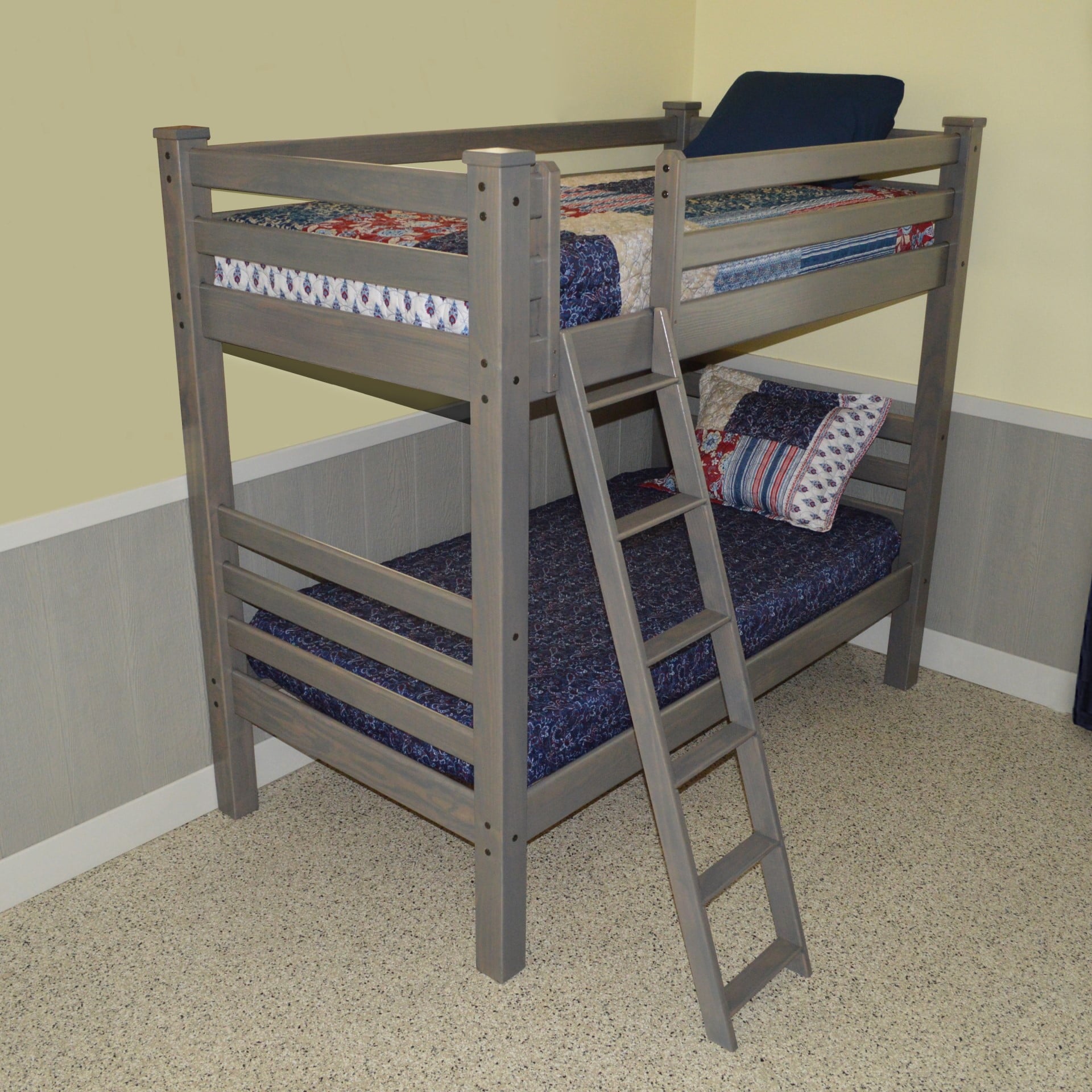 Premium Homestead Bunk Bed - Twin, Full & Queen Size Options | Space-Saving Solution for Kids' Rooms, Guest Rooms & Small Apartments