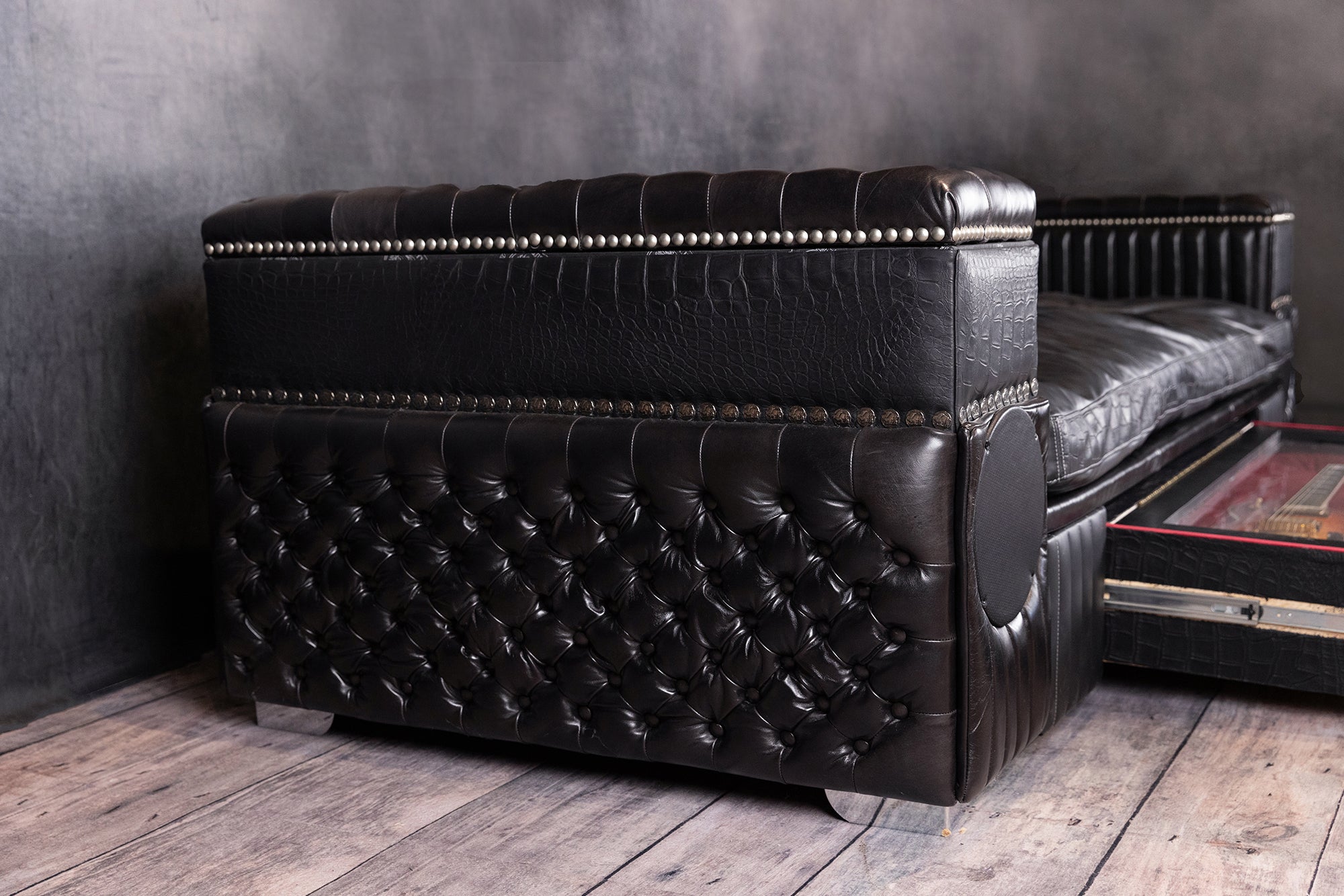 Premium Aristocrat Sofa - Luxurious Modern Living Room Furniture for Home & Office - Perfect for Relaxing, Entertaining & Stylish Decor