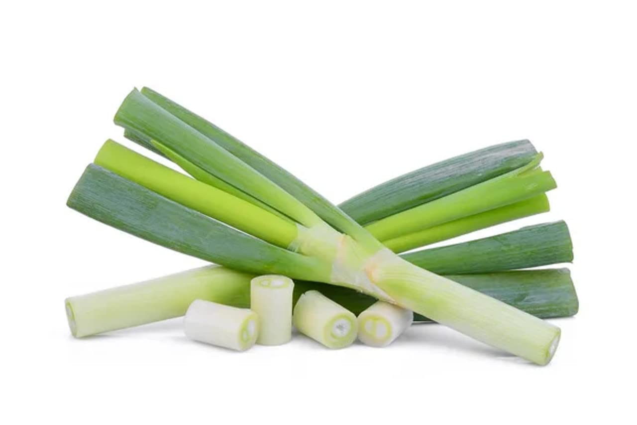 Organic Tokyo Long White Bunching Onion Heirloom Seeds - Non-GMO, 1g Packet for Home Gardening, Cooking & Fresh Salads