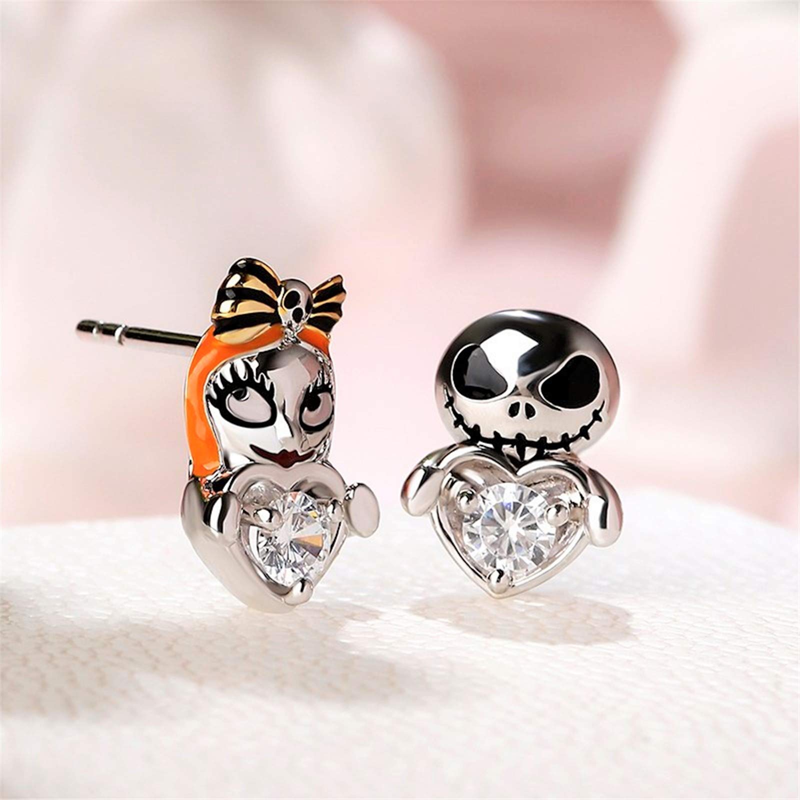 Jeulia Hug Me 'Everlasting Love' Sterling Silver Round Cut Earrings for Women - Perfect for Engagement, Wedding, Anniversary, Birthday & Christmas Gifts - Comes with Jewelry Box - Ideal for Romantic Dates & Special Occasions