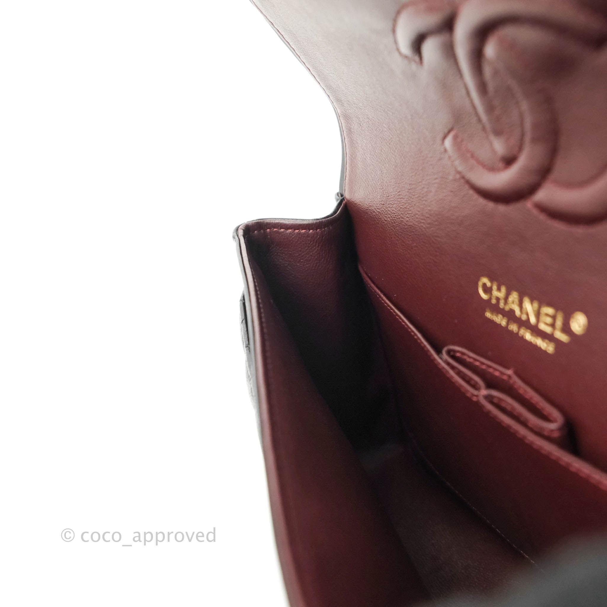 Chanel Classic Medium Double Flap Bag in Black Lambskin Leather with Gold Hardware - Luxury Handbag for Women, Perfect for Work, Evening Events & Special Occasions