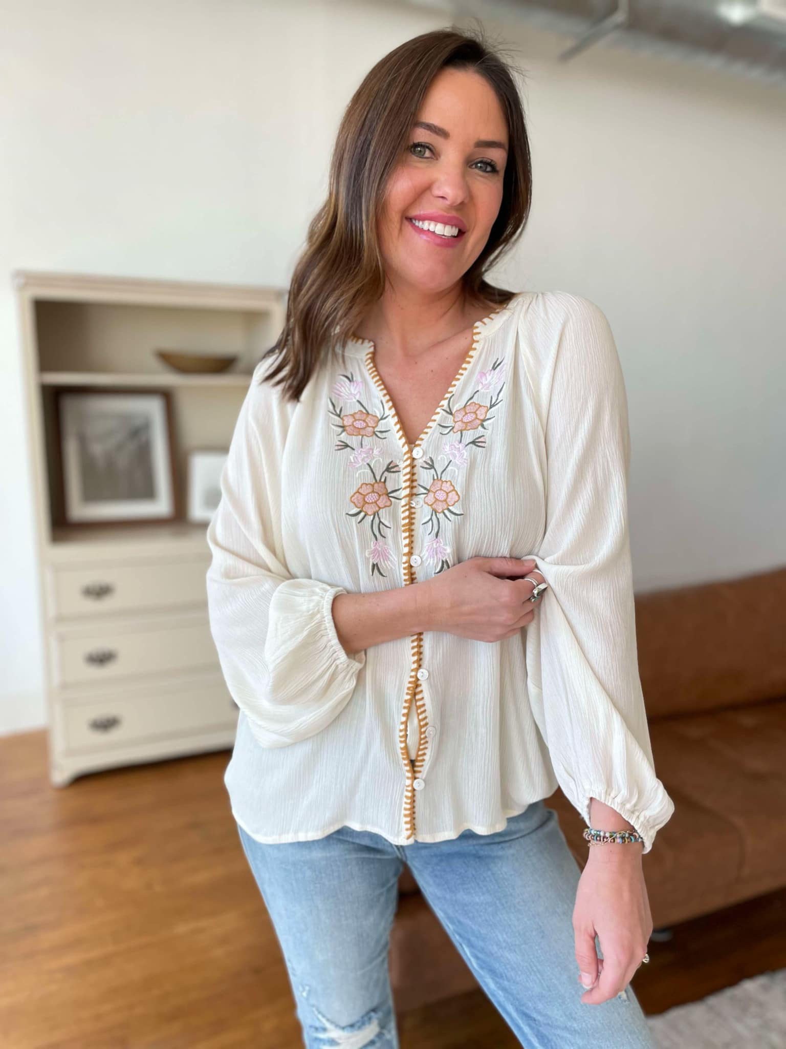 PREORDER: Floral Embroidered Top - Romantic Blouse with Handmade Flower Details from Verona | Perfect for Date Nights & Spring Outfits