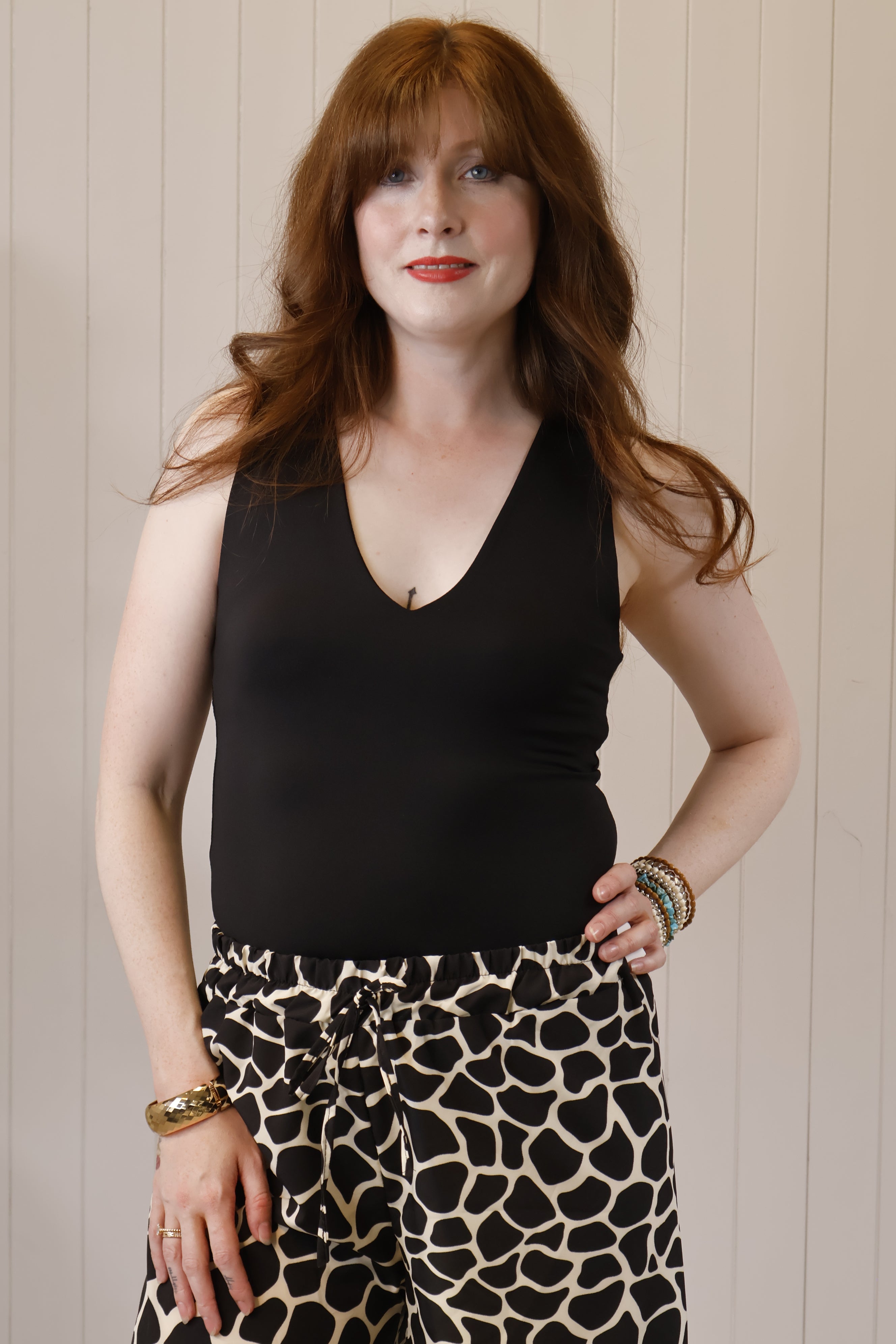 Vida V Neck Top for Women - Soft Stretchy Black T-Shirt - Casual & Work Wear - Perfect for Office, Outings & Everyday Comfort