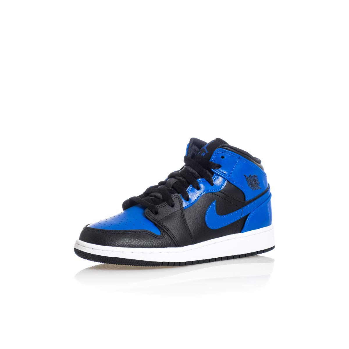 Nike Boys' Basketball Shoes - High Performance Sneakers for Kids & Youth - Perfect for Court Play, Training, and Casual Wear