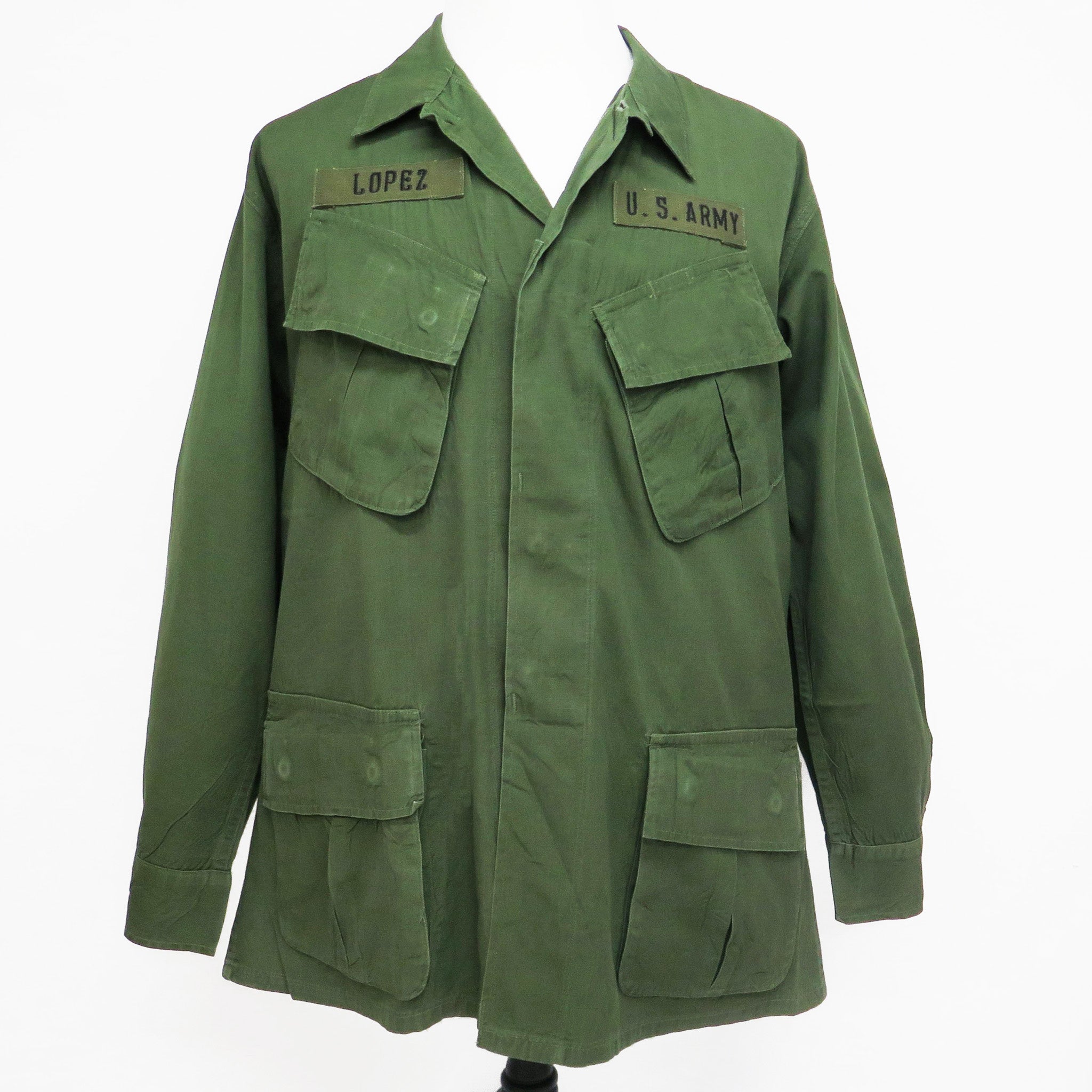US Army 5th Pattern Tropical Combat Jacket - Vietnam War Era (1968) with USA Rec Patch - Size Large Short - Vintage Military Gear for Collectors & Reenactments