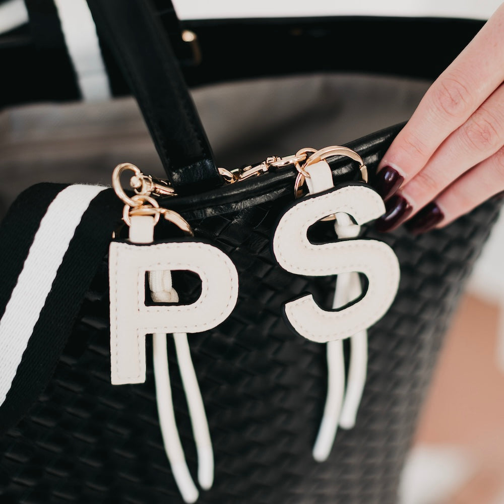 Initial Letter Bag Charm - Personalized Alphabet Pendant for Backpacks, Purses & Totes - Stylish Accessory for School, Work & Travel