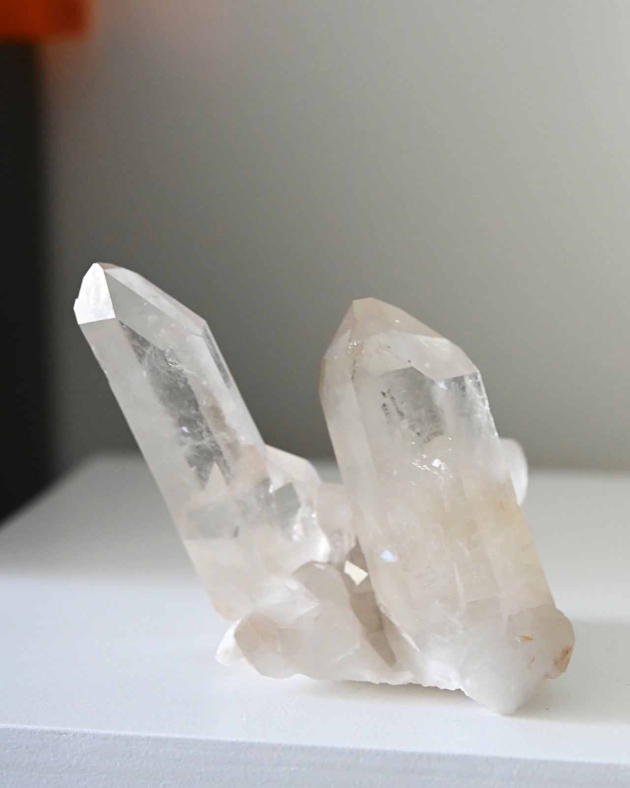 Natural Quartz Crystal Cluster - 1.6lbs Healing Stone for Meditation, Reiki & Home Decor | Raw Mineral Specimen for Spiritual Healing, Energy Cleansing & Gift Giving