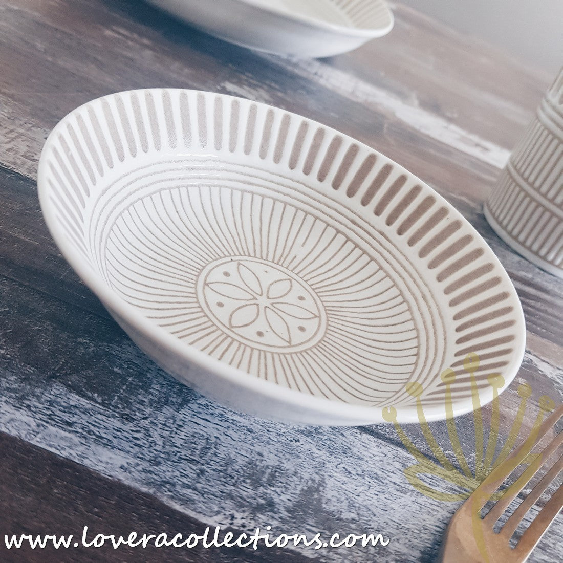 Bloom Japan Sausalito Dinnerware Set - Premium Porcelain Plates, Bowls & Cups - Elegant Japanese Style Tableware for Dining, Entertaining & Home Decor (50% Off Sale)