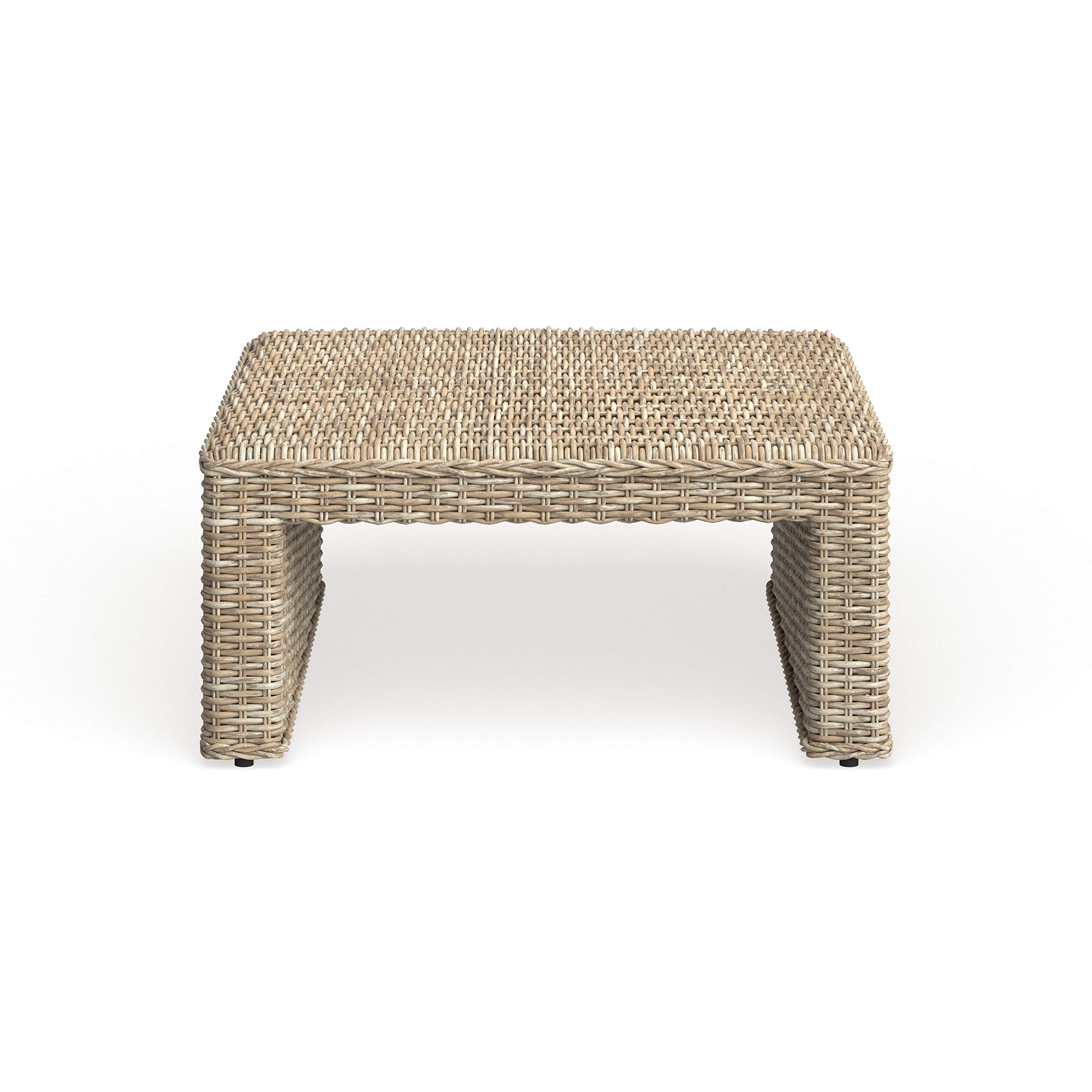 SAFAVIEH Persis Natural Wicker Coffee Table - Rustic Round Side Table for Living Room, Patio & Outdoor Use